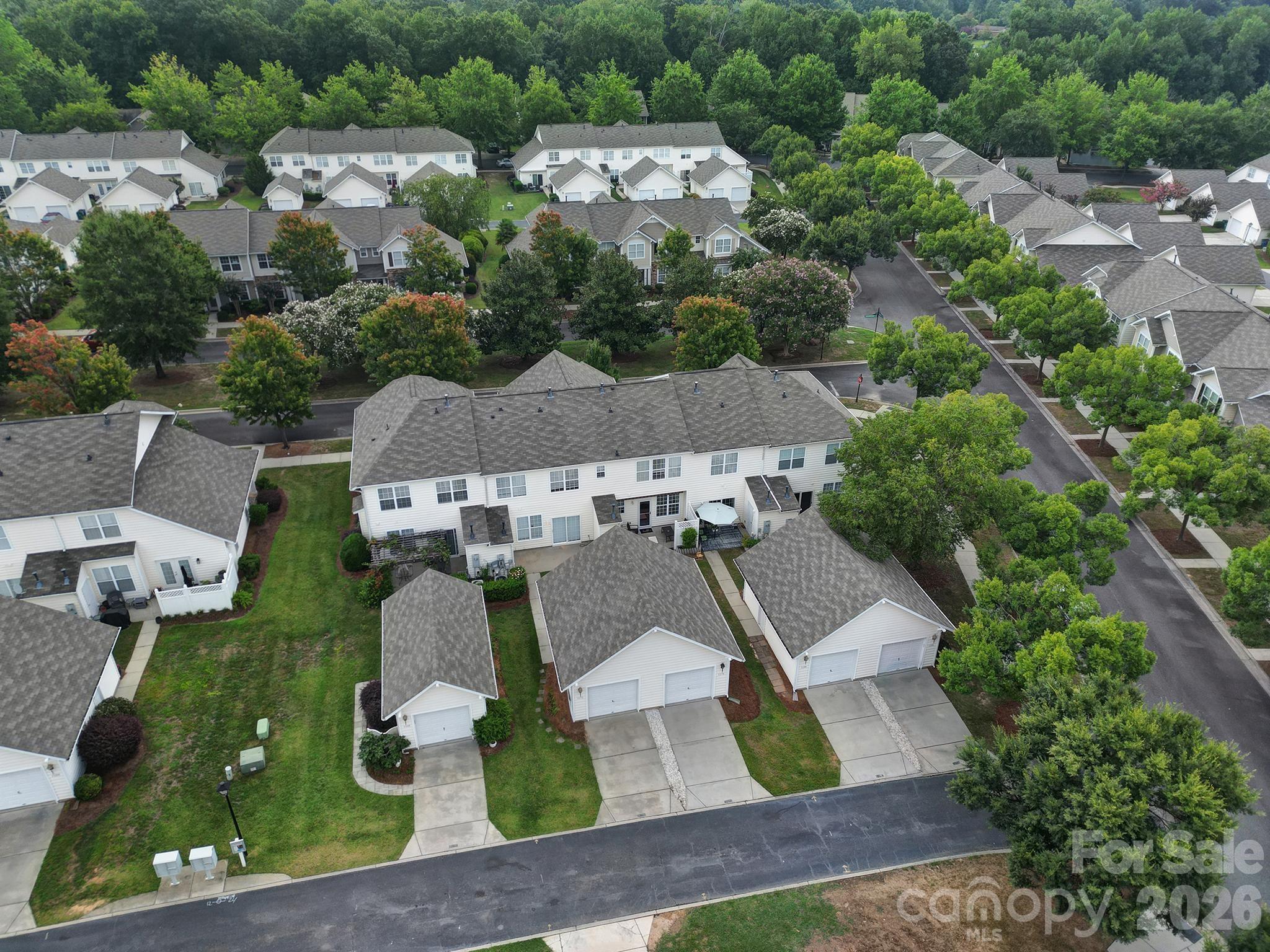 1168 Drummond Lane — Matthews