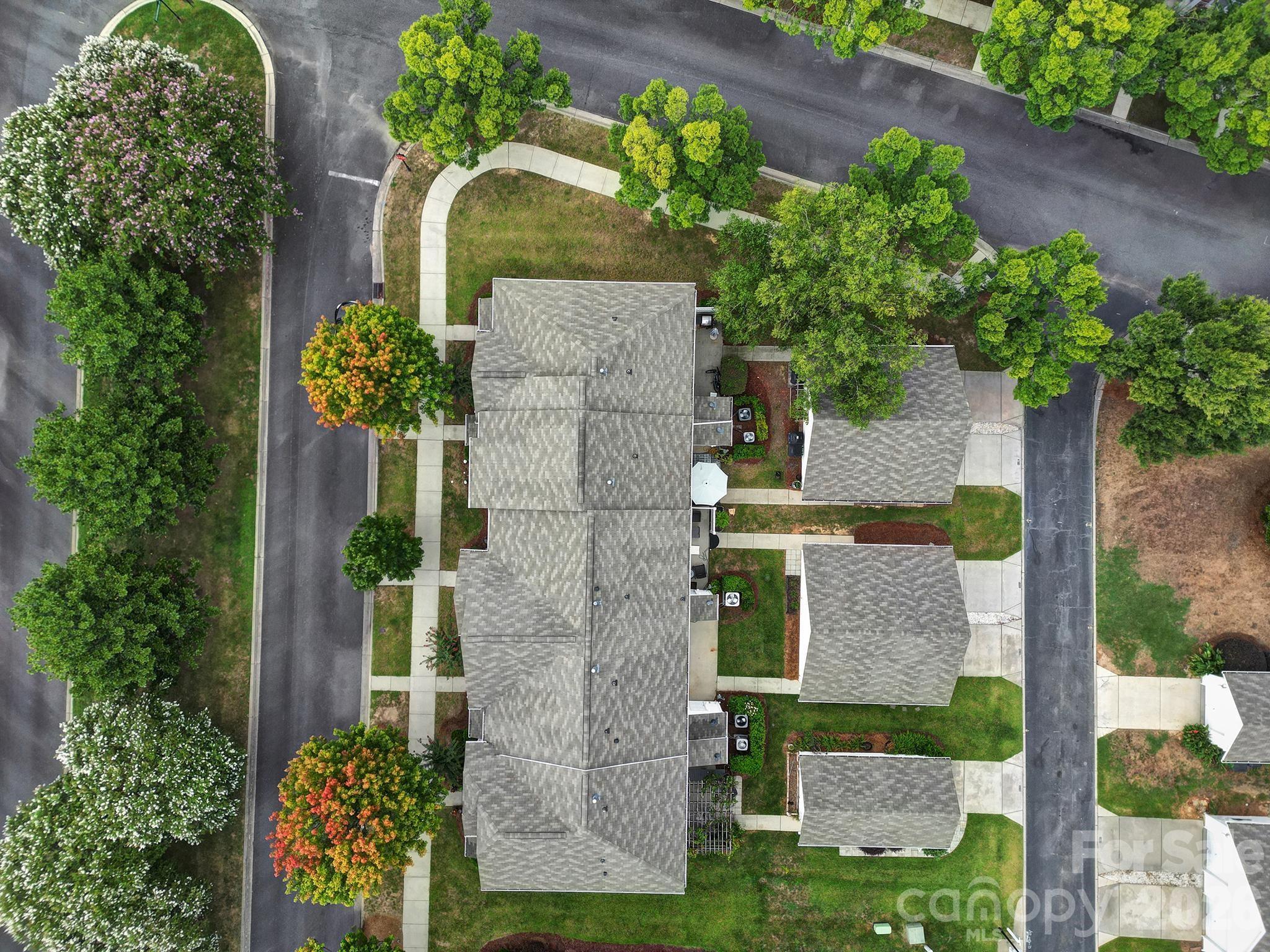 1168 Drummond Lane — Matthews
