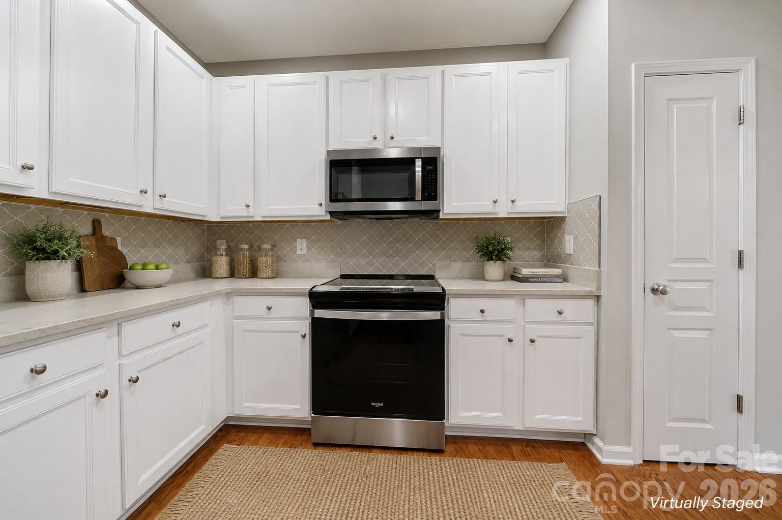 1168 Drummond Lane — Matthews