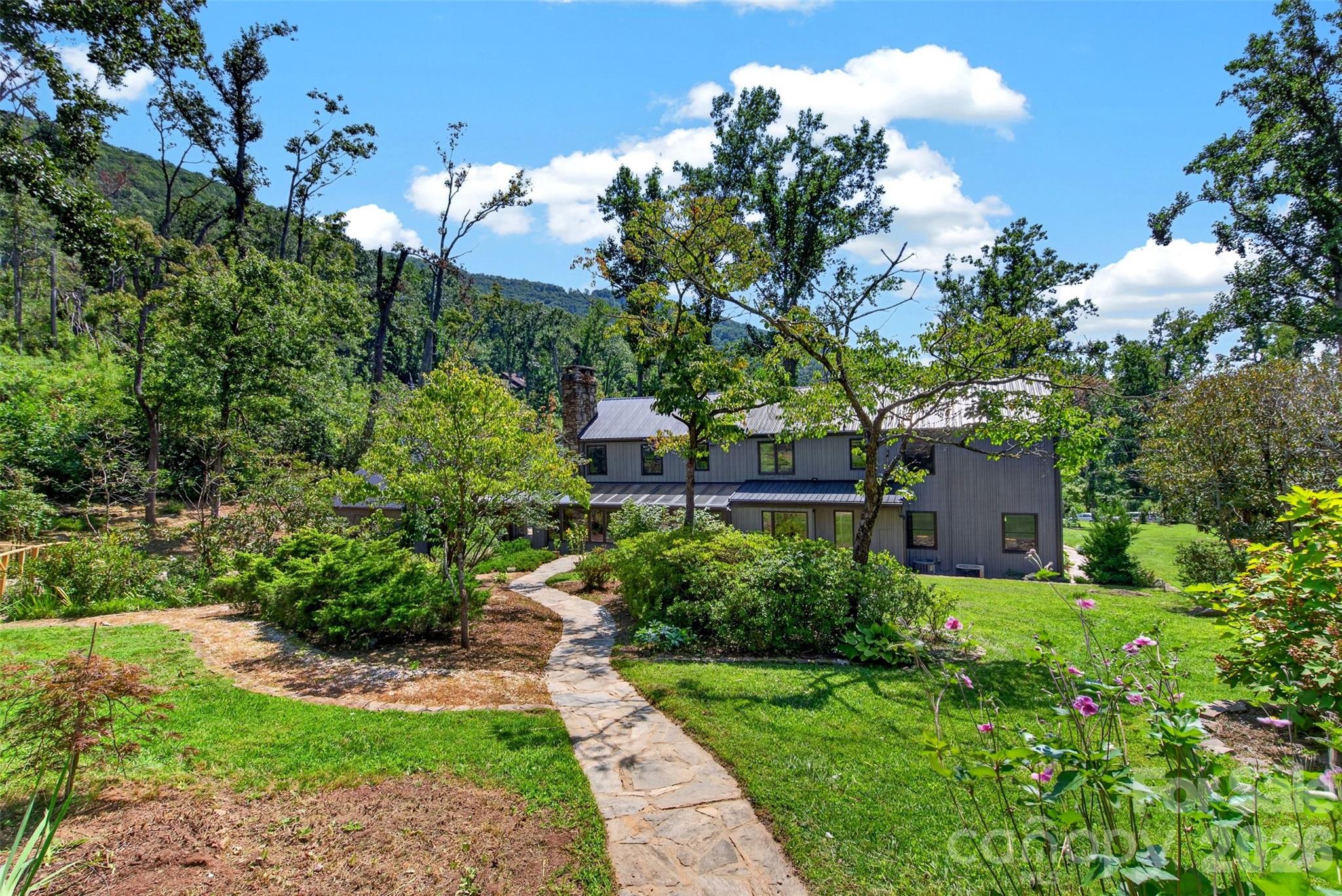 299 Webb Cove Road — Asheville