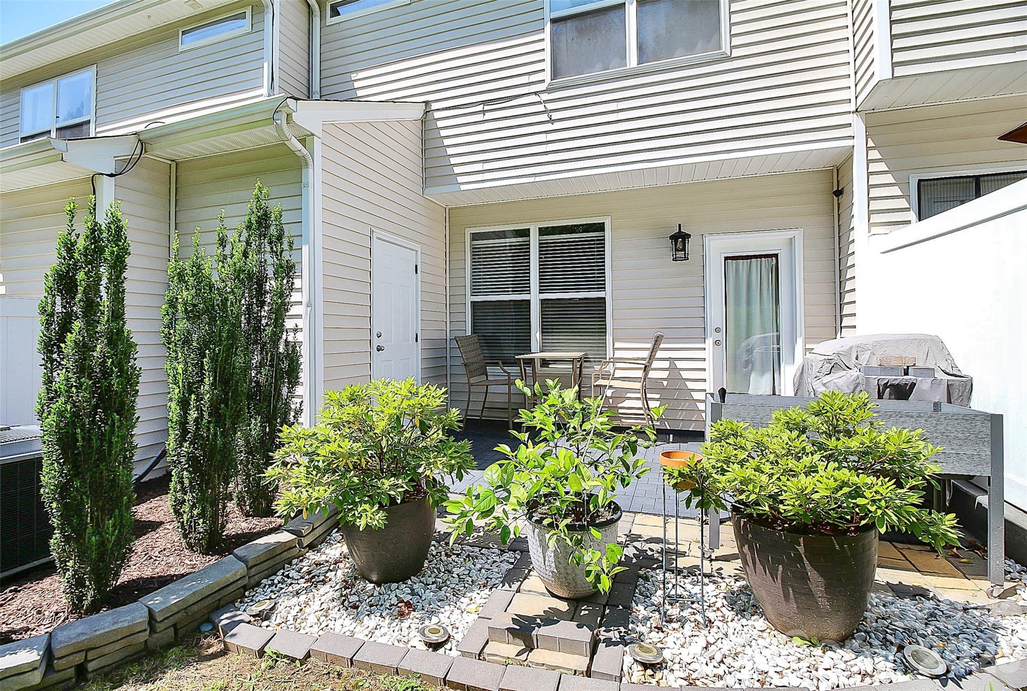 7345 Laurel Valley Road — Charlotte