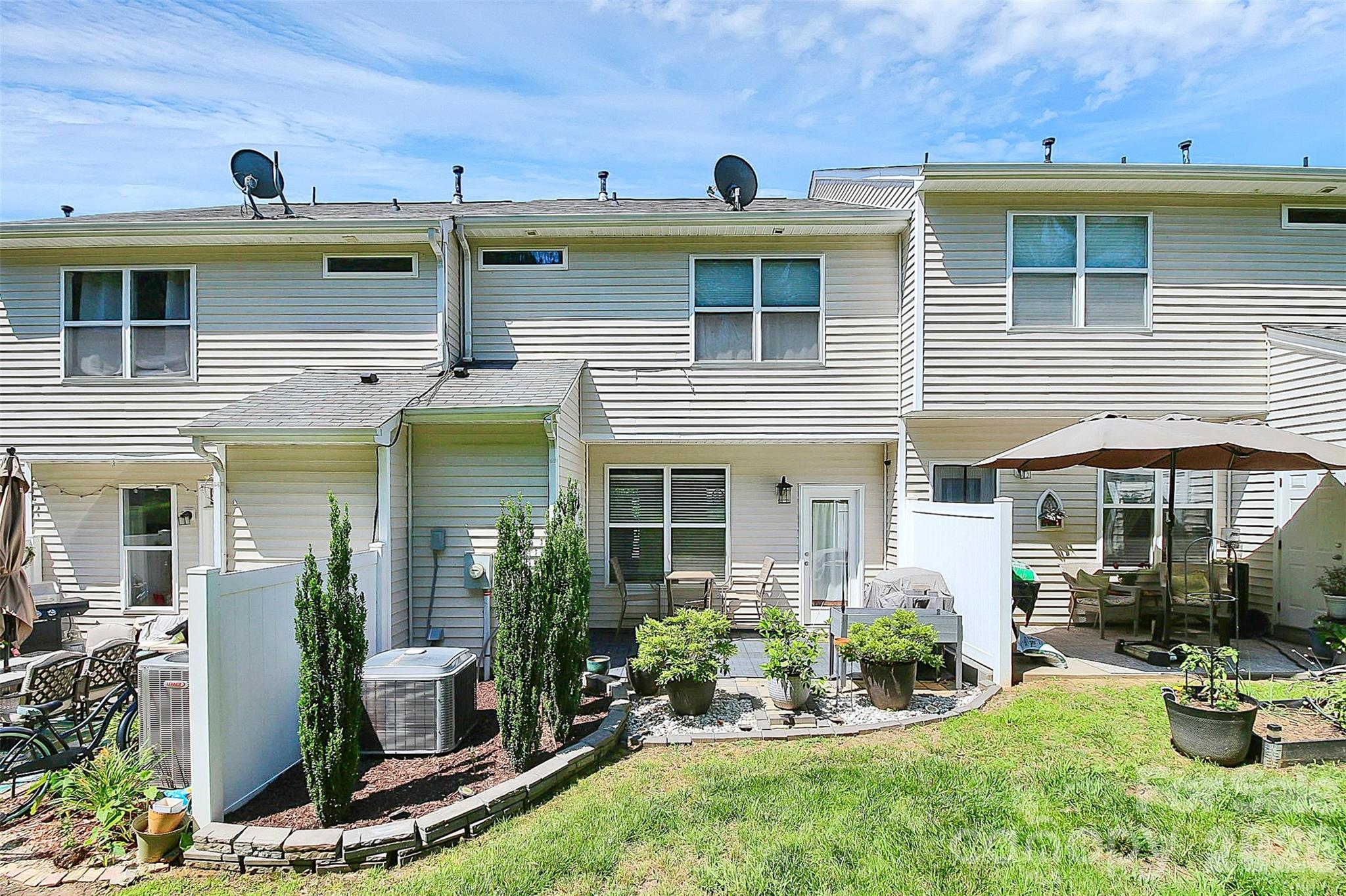7345 Laurel Valley Road — Charlotte