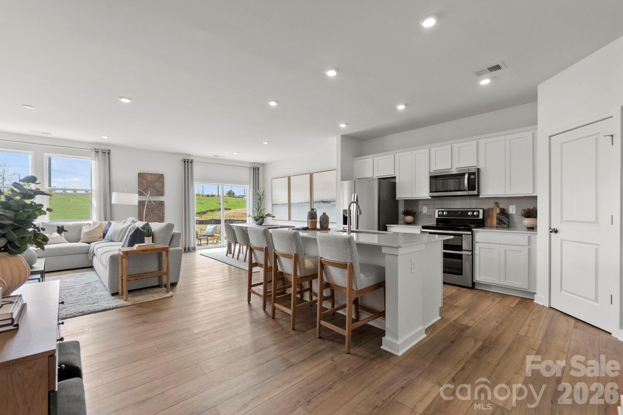 373 Ladue Lane — Salisbury