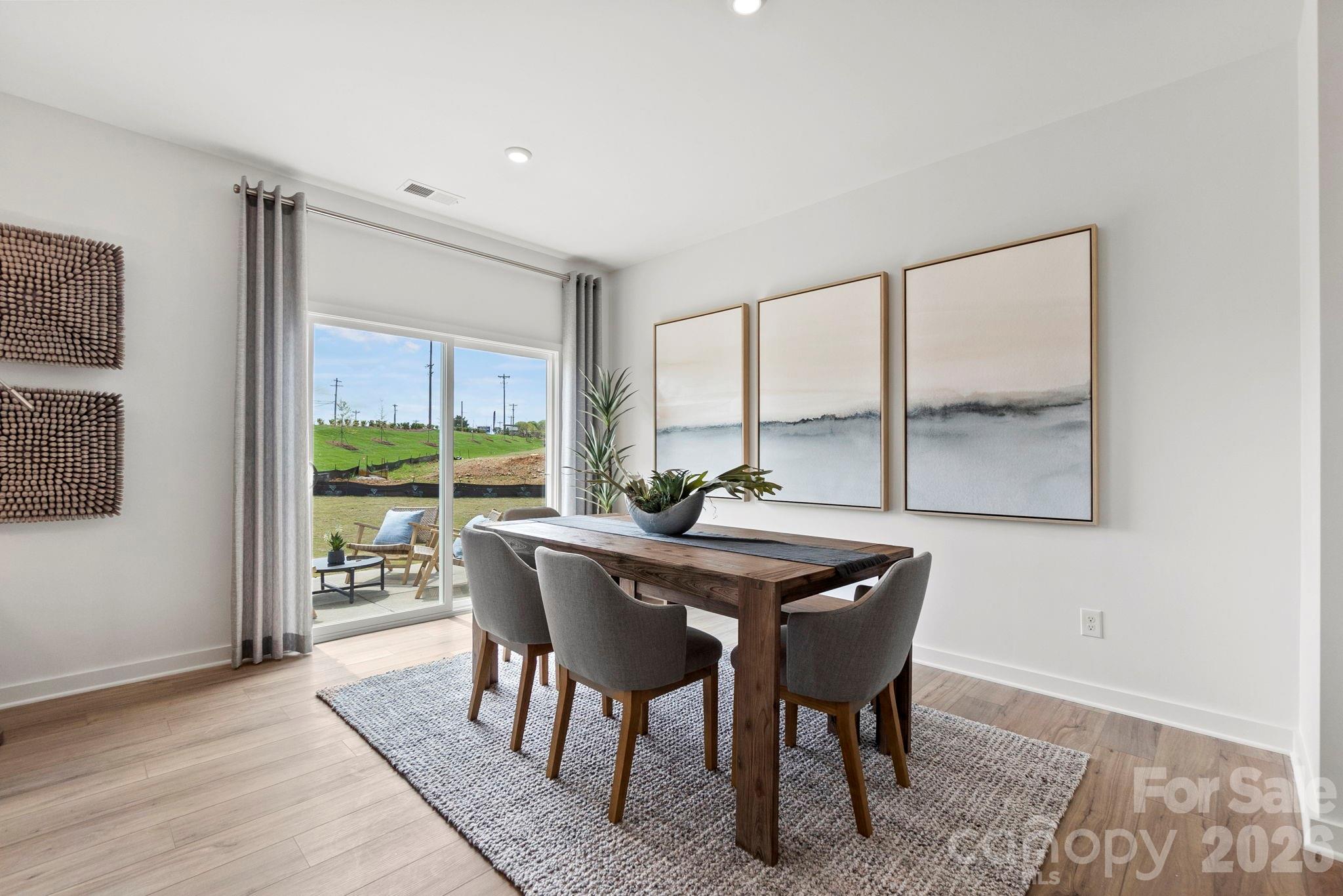 373 Ladue Lane — Salisbury