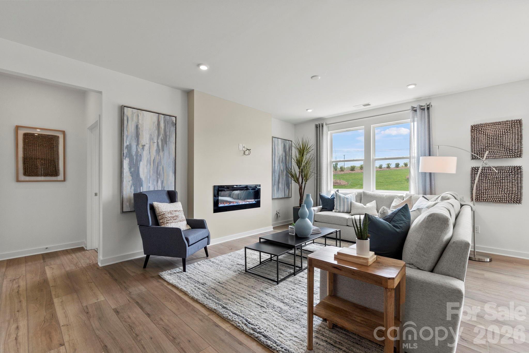 373 Ladue Lane — Salisbury