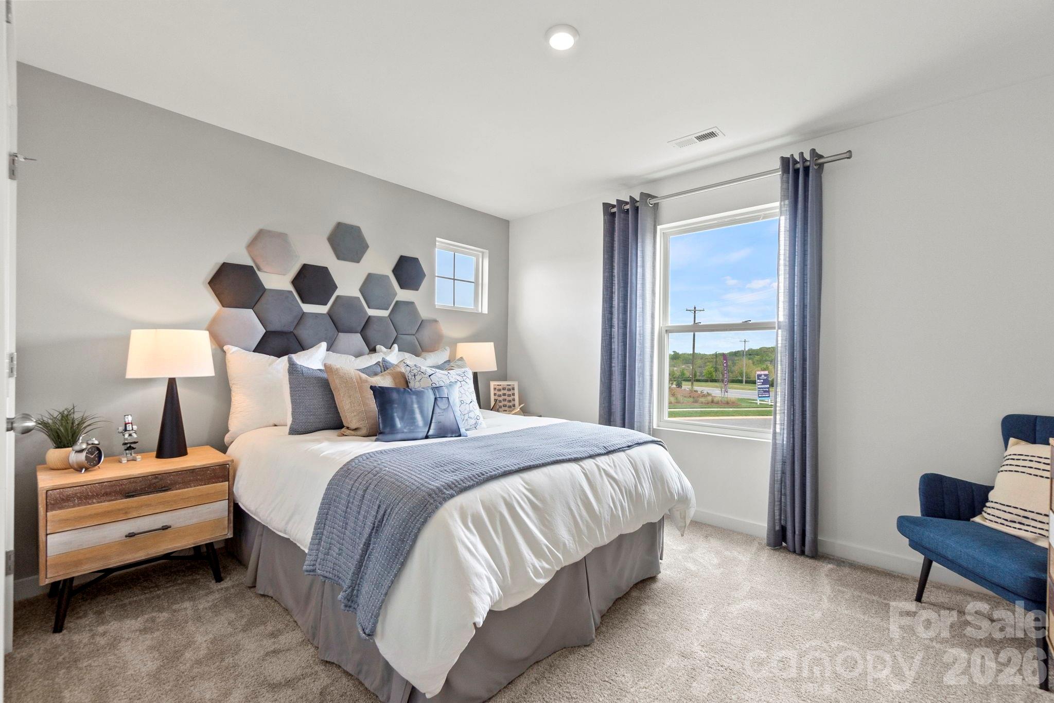 373 Ladue Lane — Salisbury