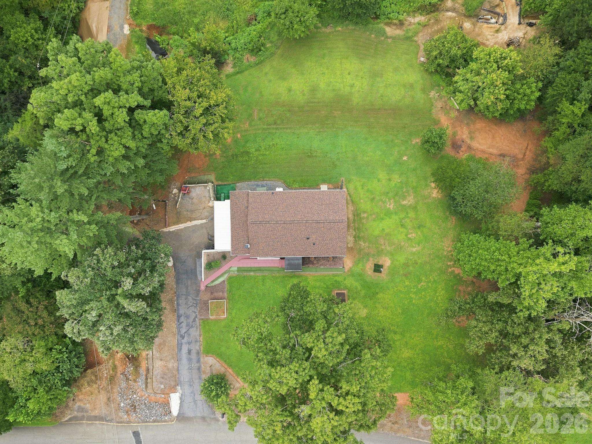 1714 Lazenby Street — Newton