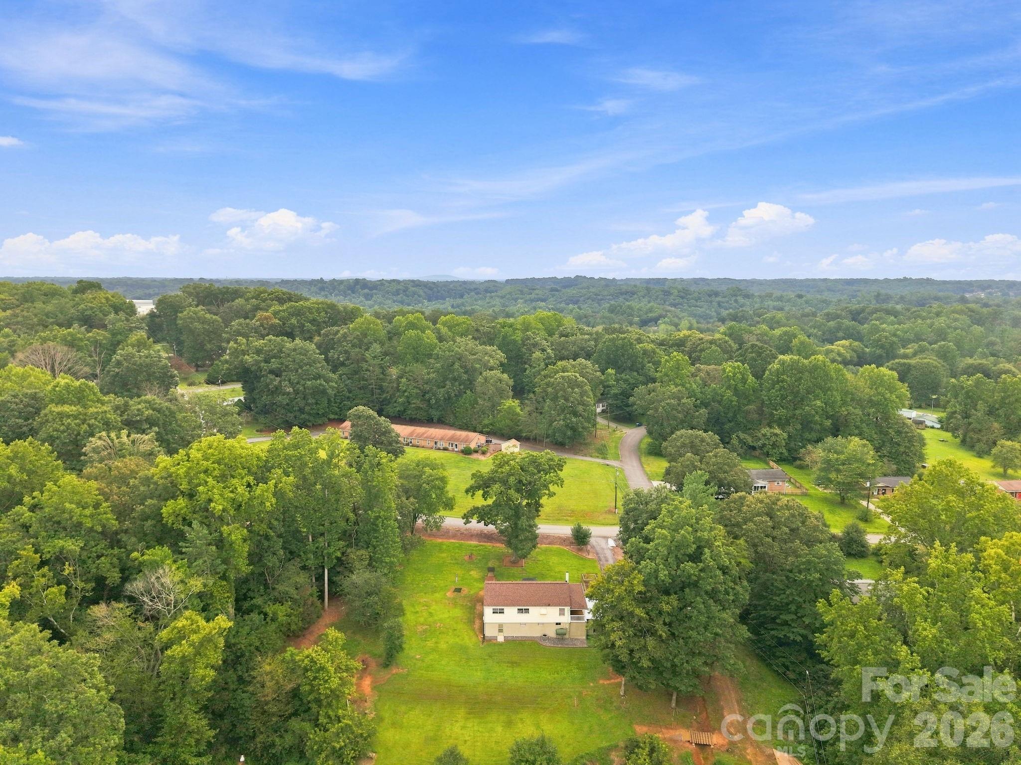 1714 Lazenby Street — Newton