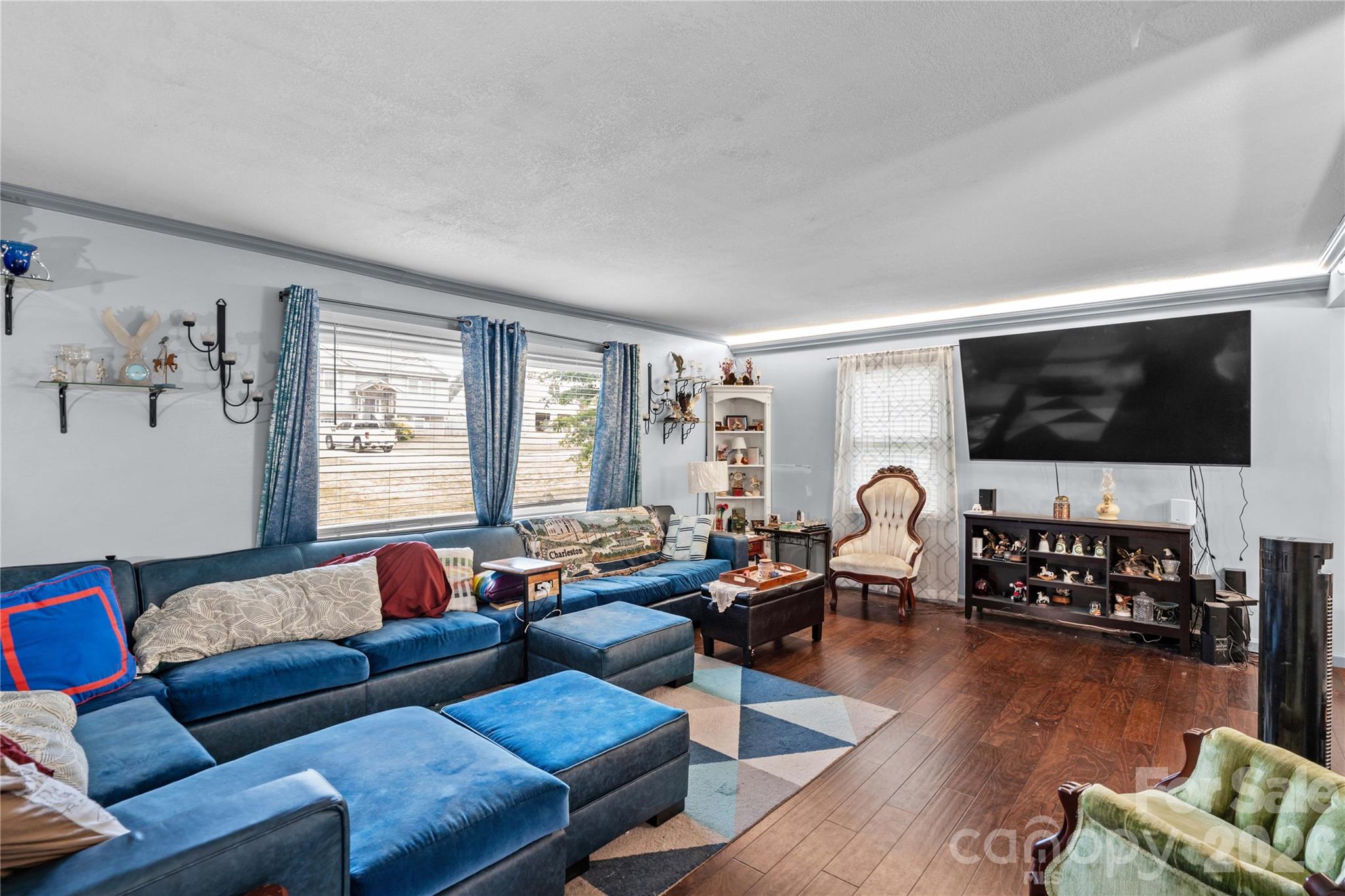 1130 24th Avenue Place NE — Hickory