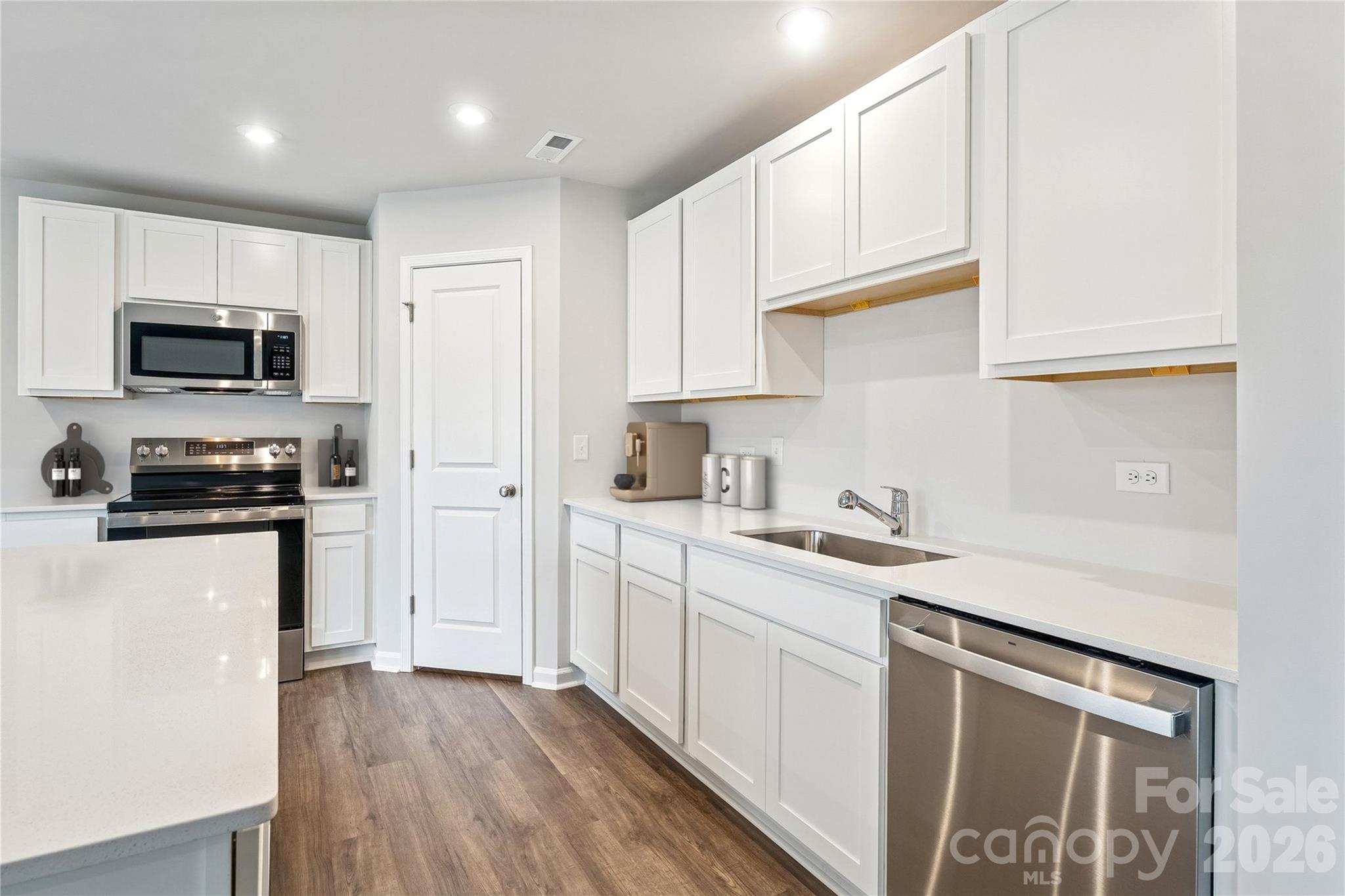 1189 Grebe Road — Sherrills Ford