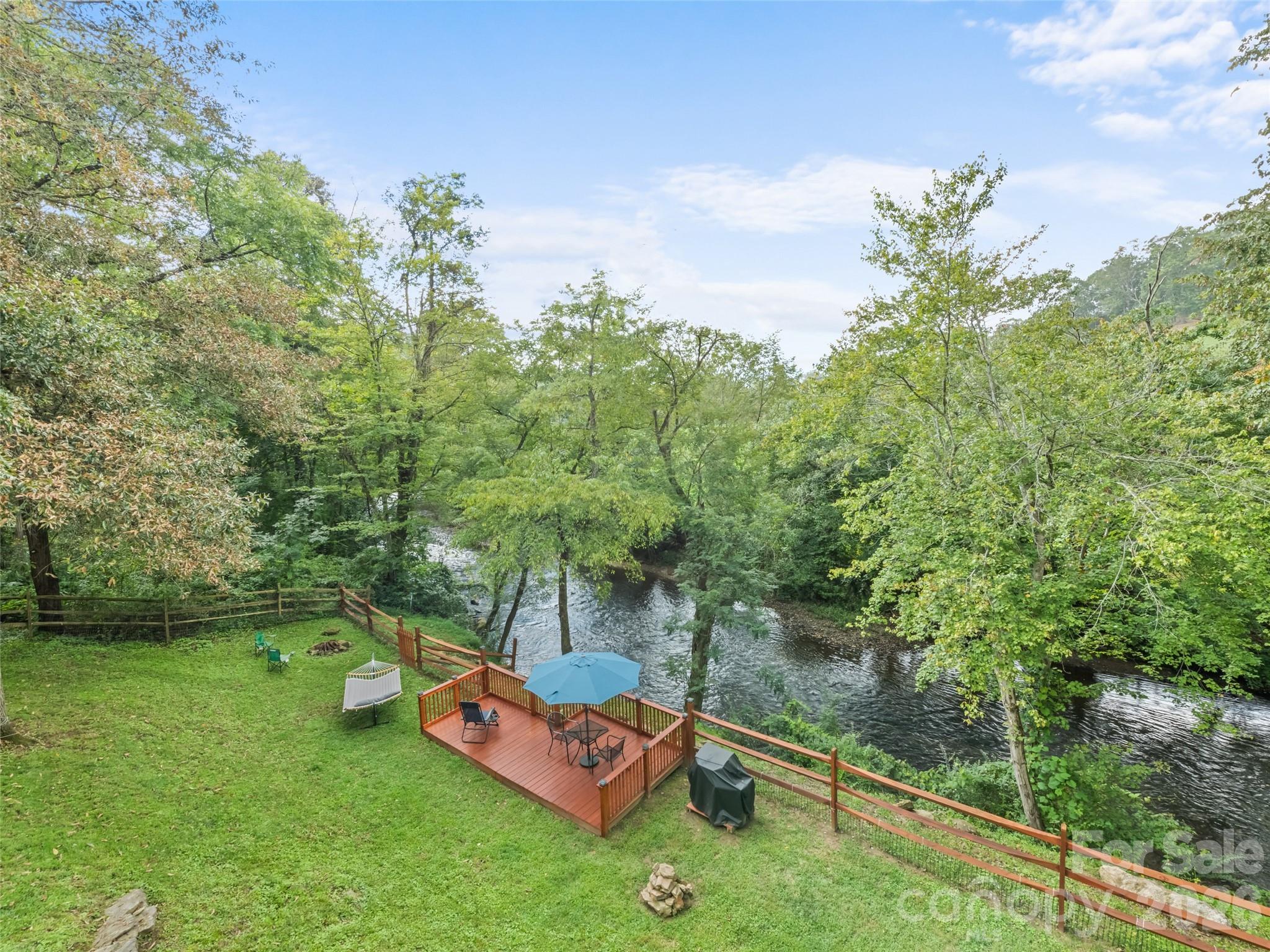 404 Loop Road — Clyde
