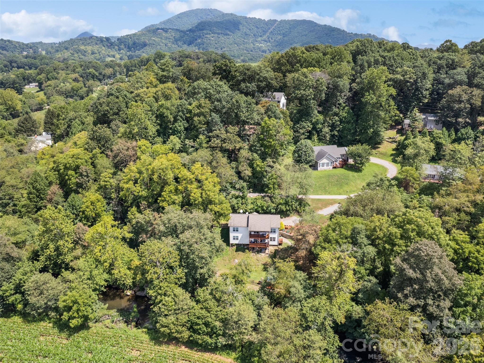 404 Loop Road — Clyde