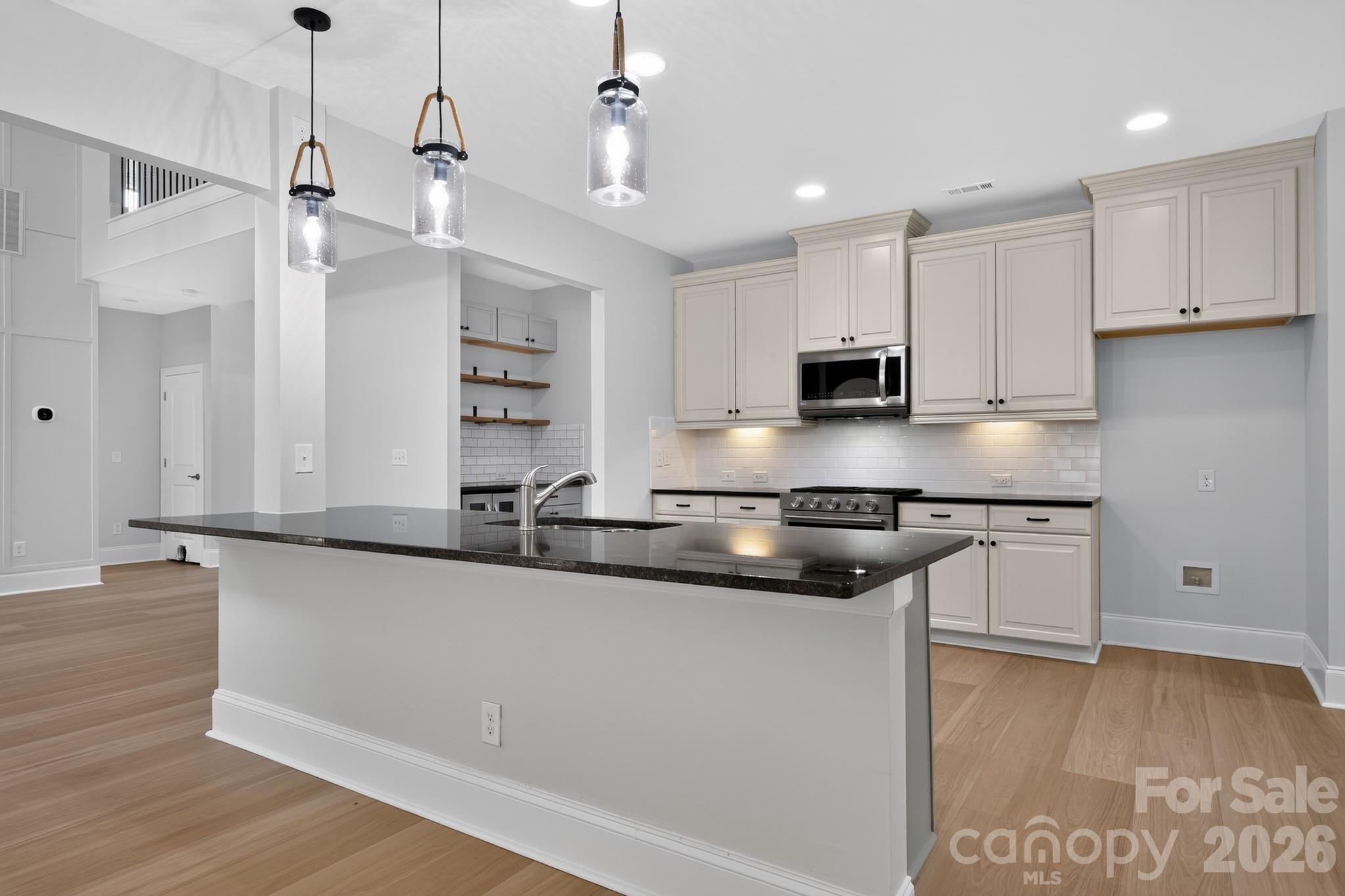 152 Kentmere Lane — Clover