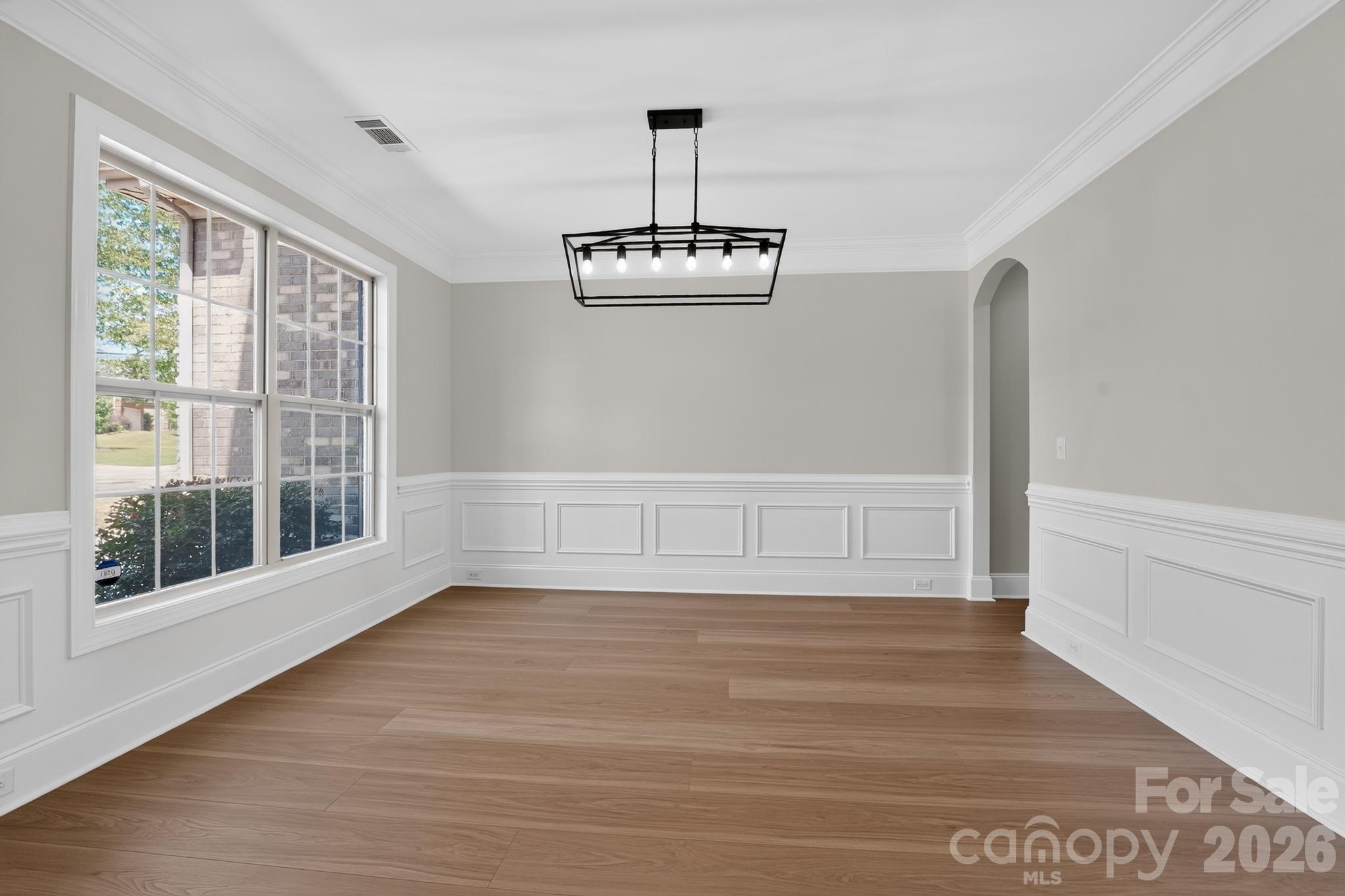 152 Kentmere Lane — Clover