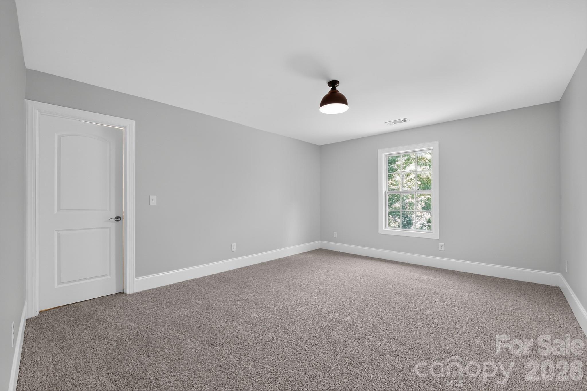 152 Kentmere Lane — Clover