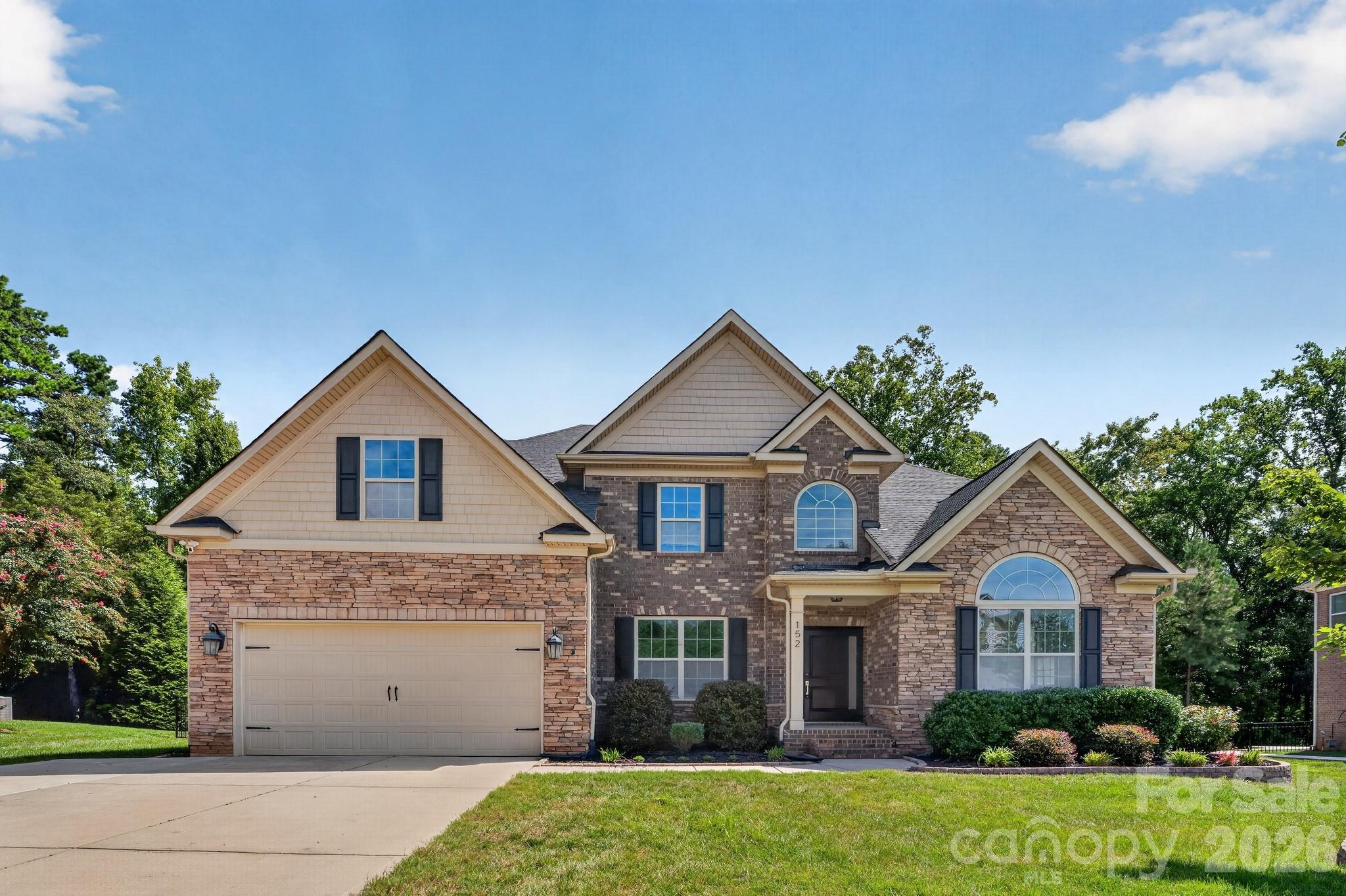 152 Kentmere Lane — Clover