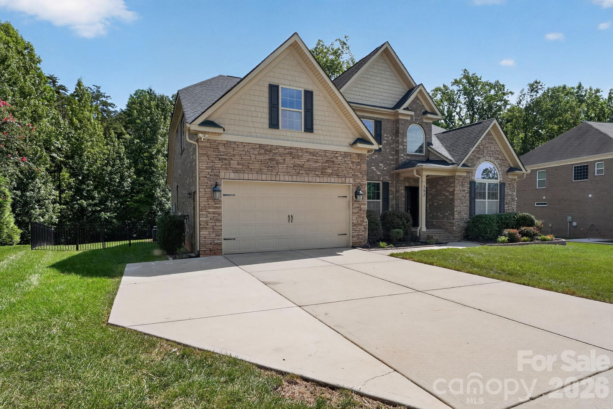152 Kentmere Lane — Clover