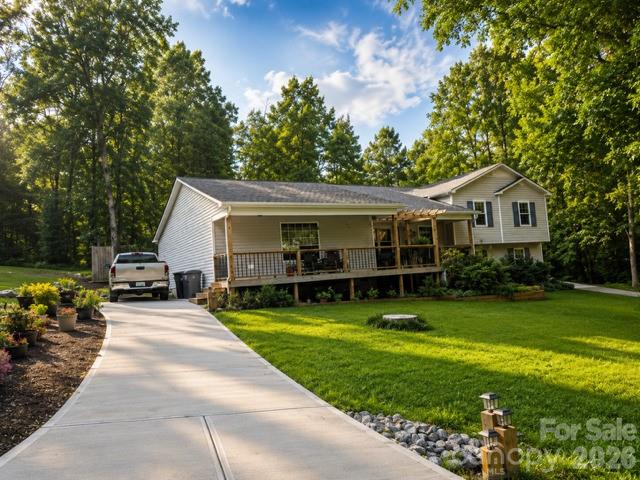 100 Woodlea Drive — Morganton