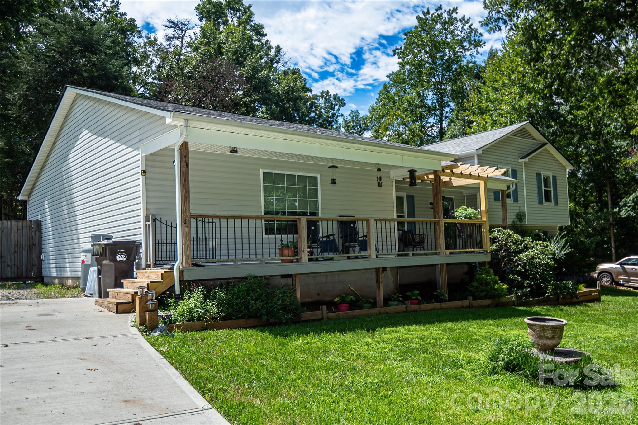 100 Woodlea Drive — Morganton