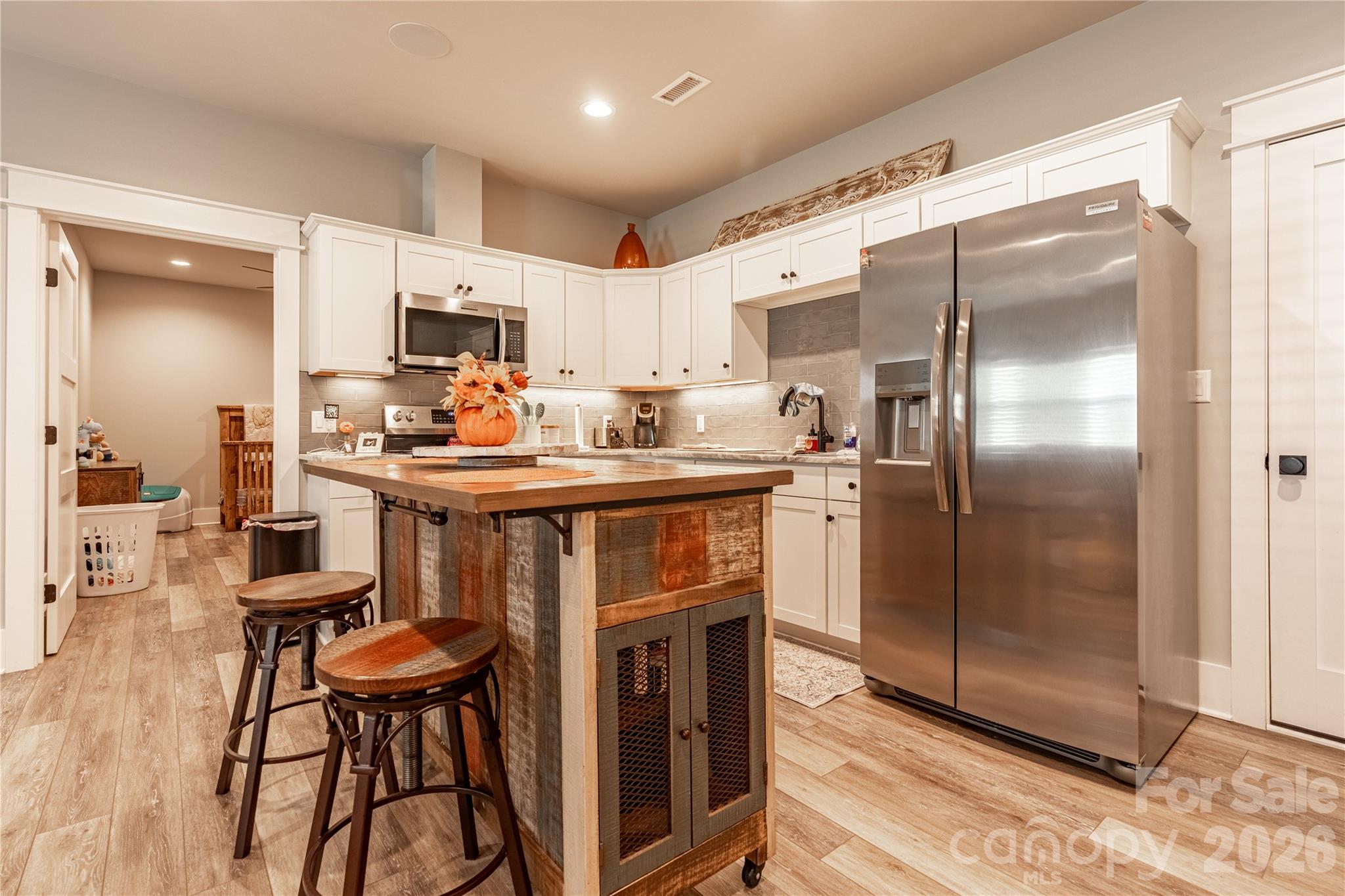 4013 NC Hwy 18 Highway — Vale