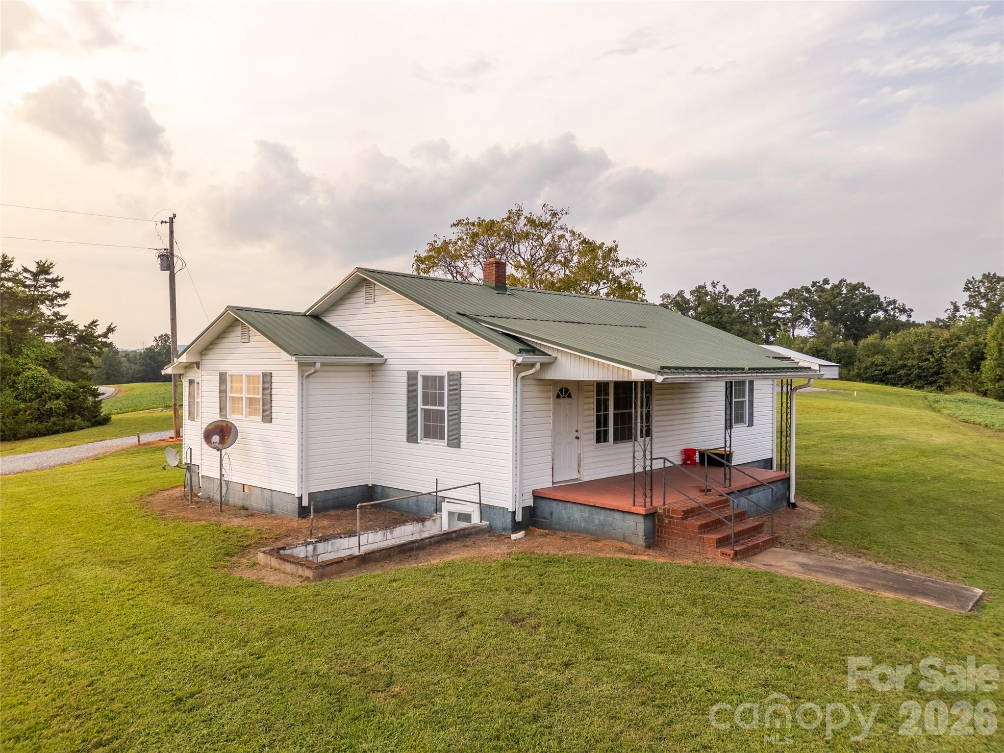 4013 NC Hwy 18 Highway — Vale