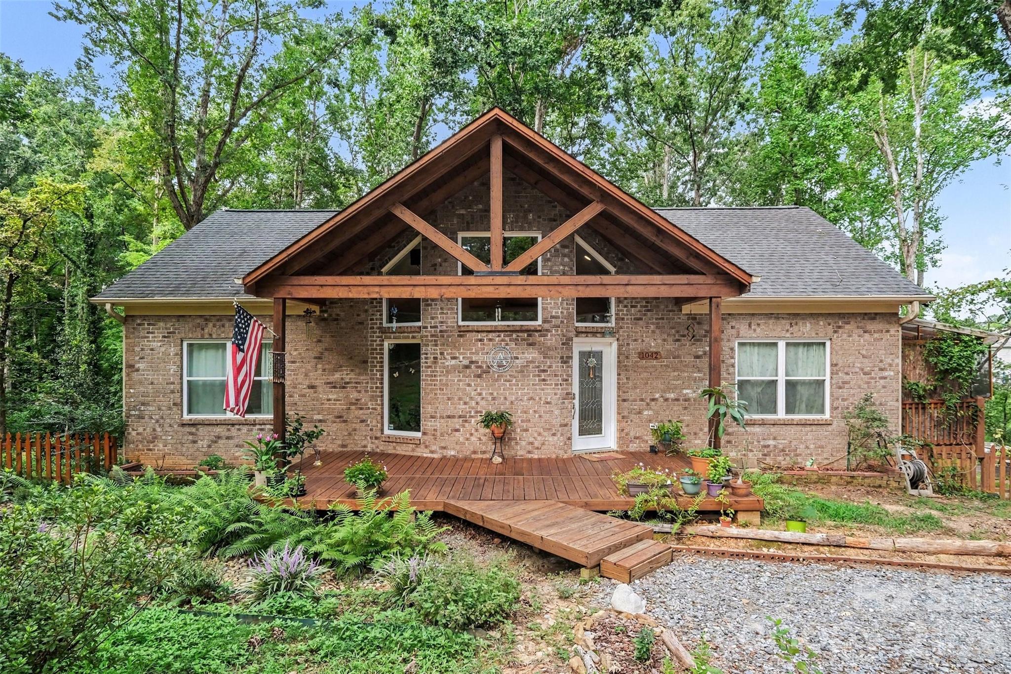 1042 Rosewood Drive — Dallas