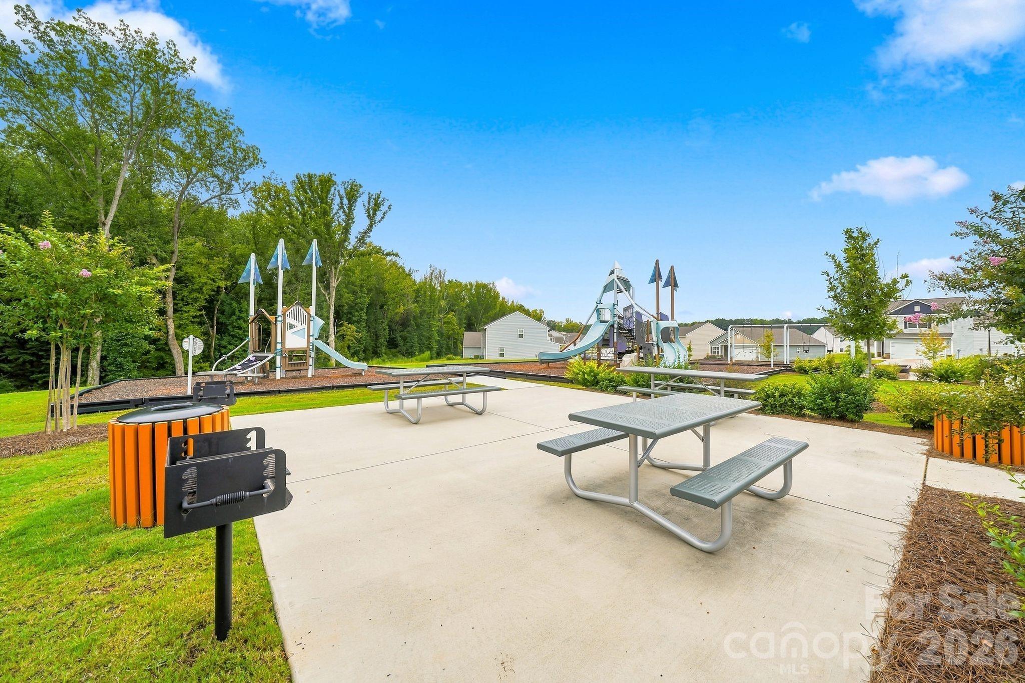 3325 Brighton Drive — Gastonia