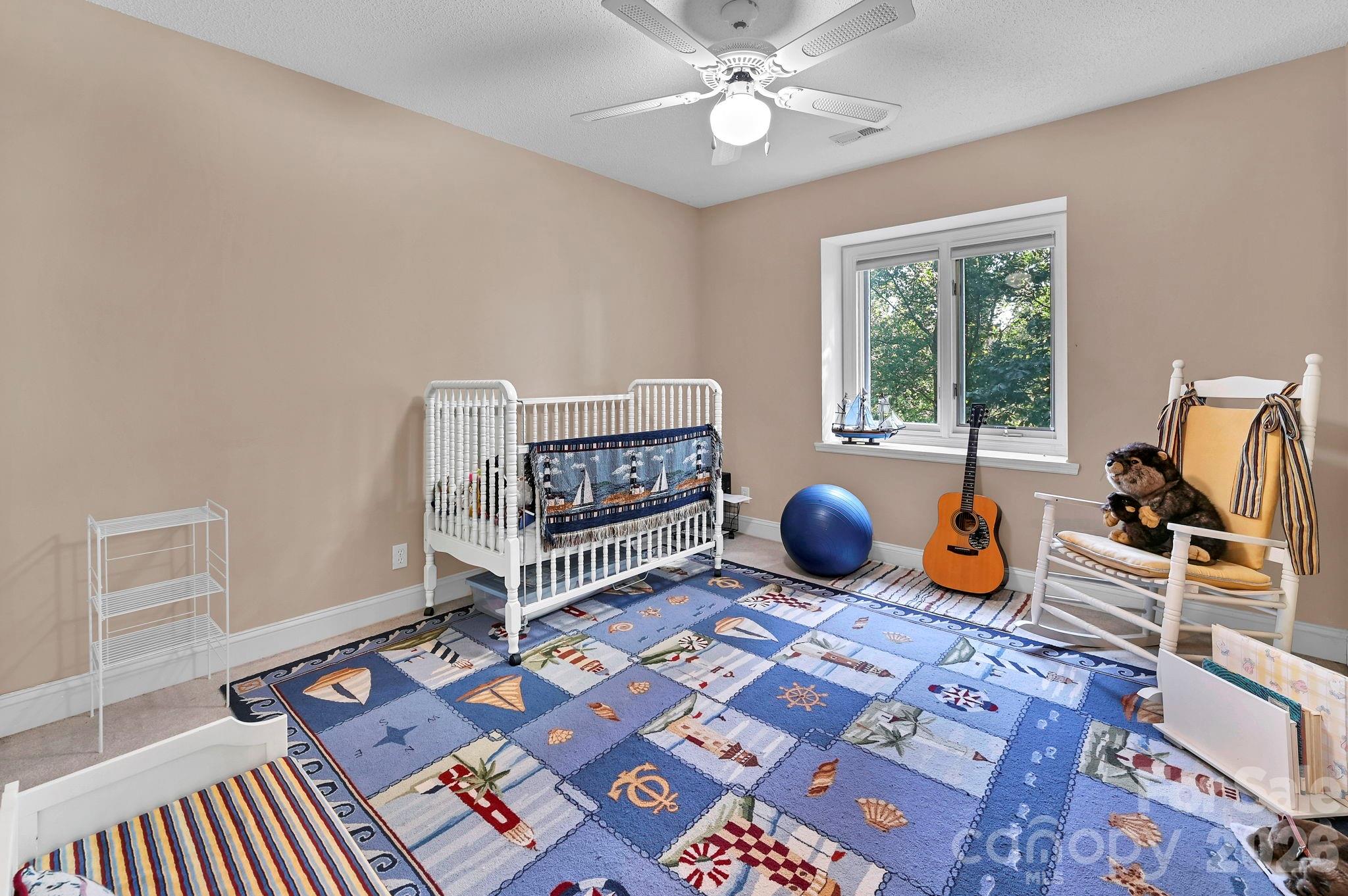 25 Weston Heights Drive — Asheville