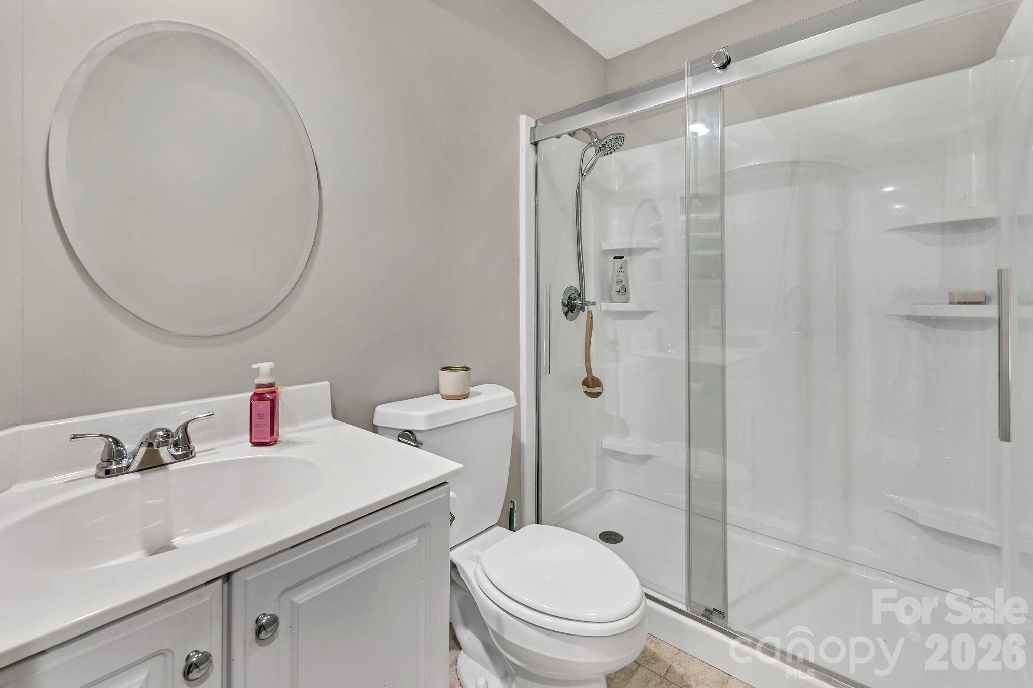 25 Weston Heights Drive — Asheville