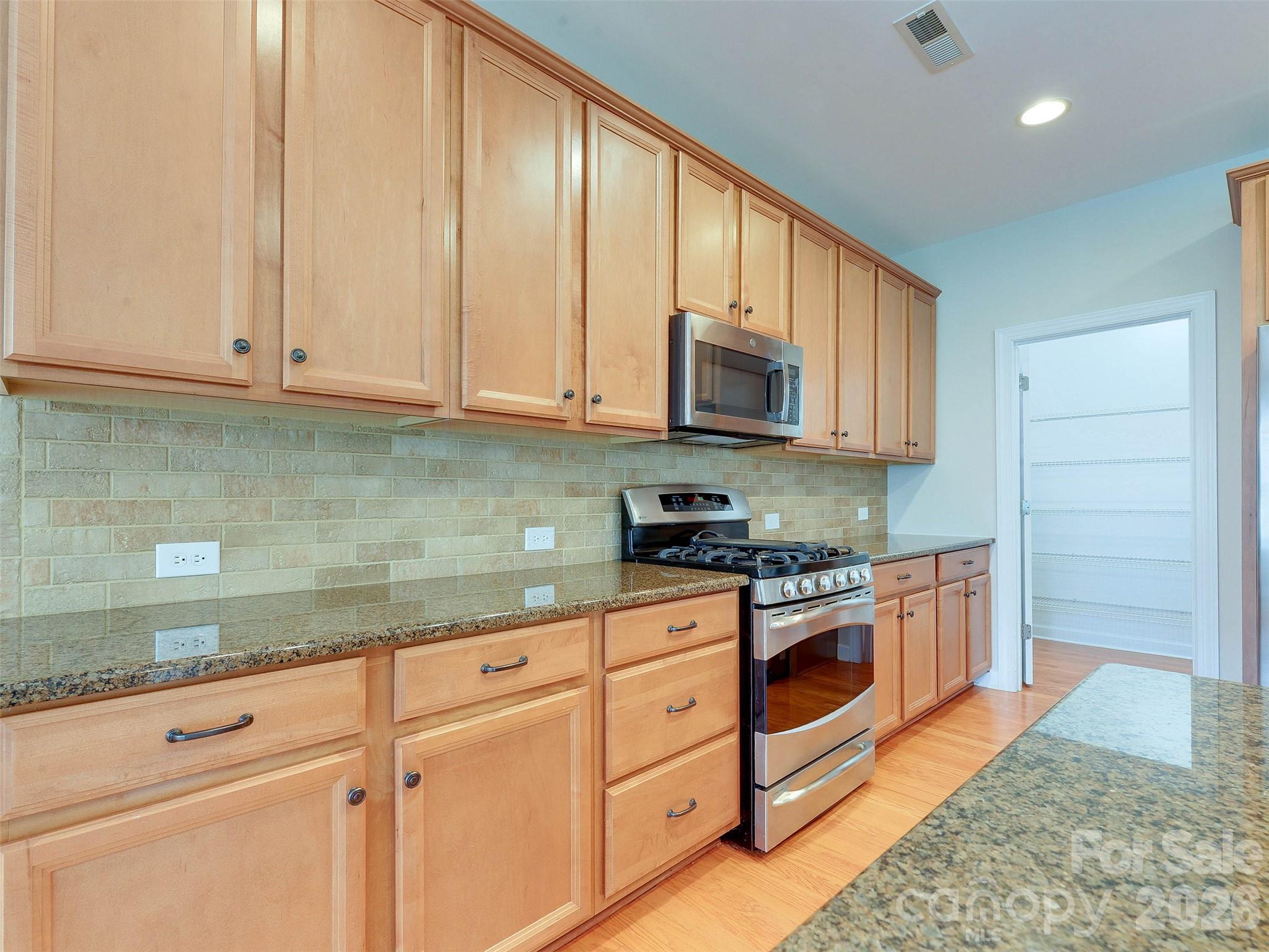 5915 Trailwater Road — Charlotte