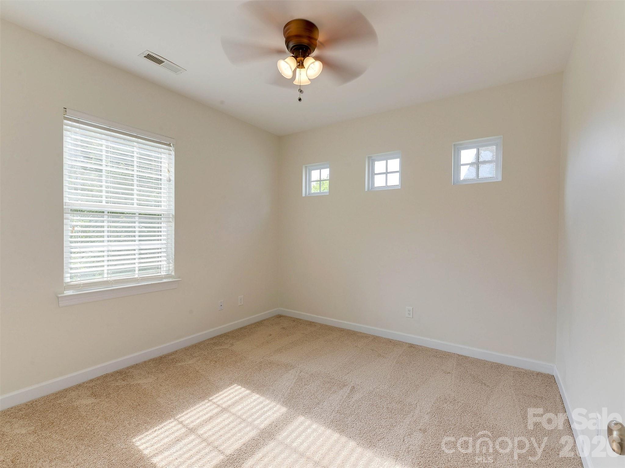 5915 Trailwater Road — Charlotte