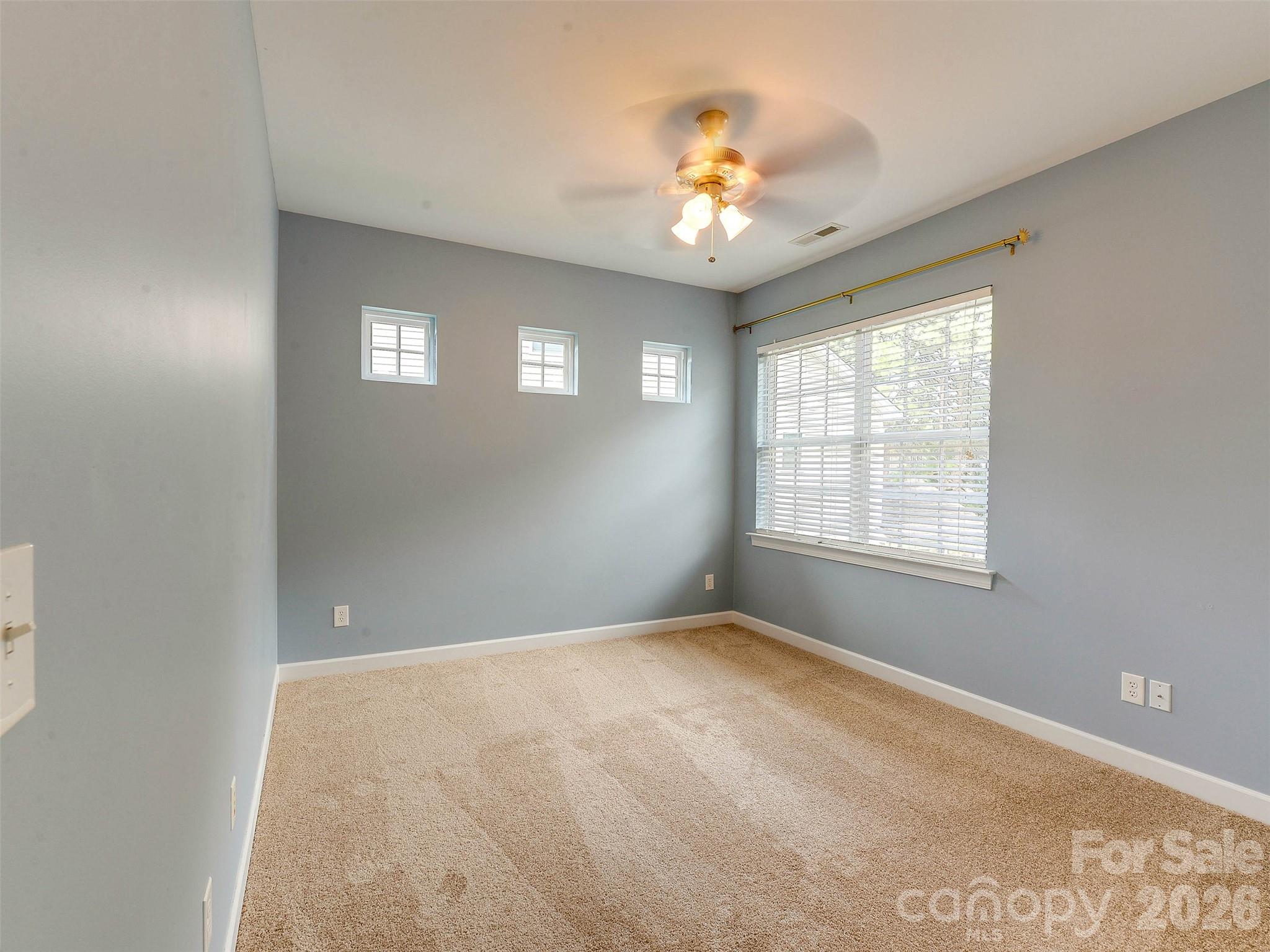 5915 Trailwater Road — Charlotte