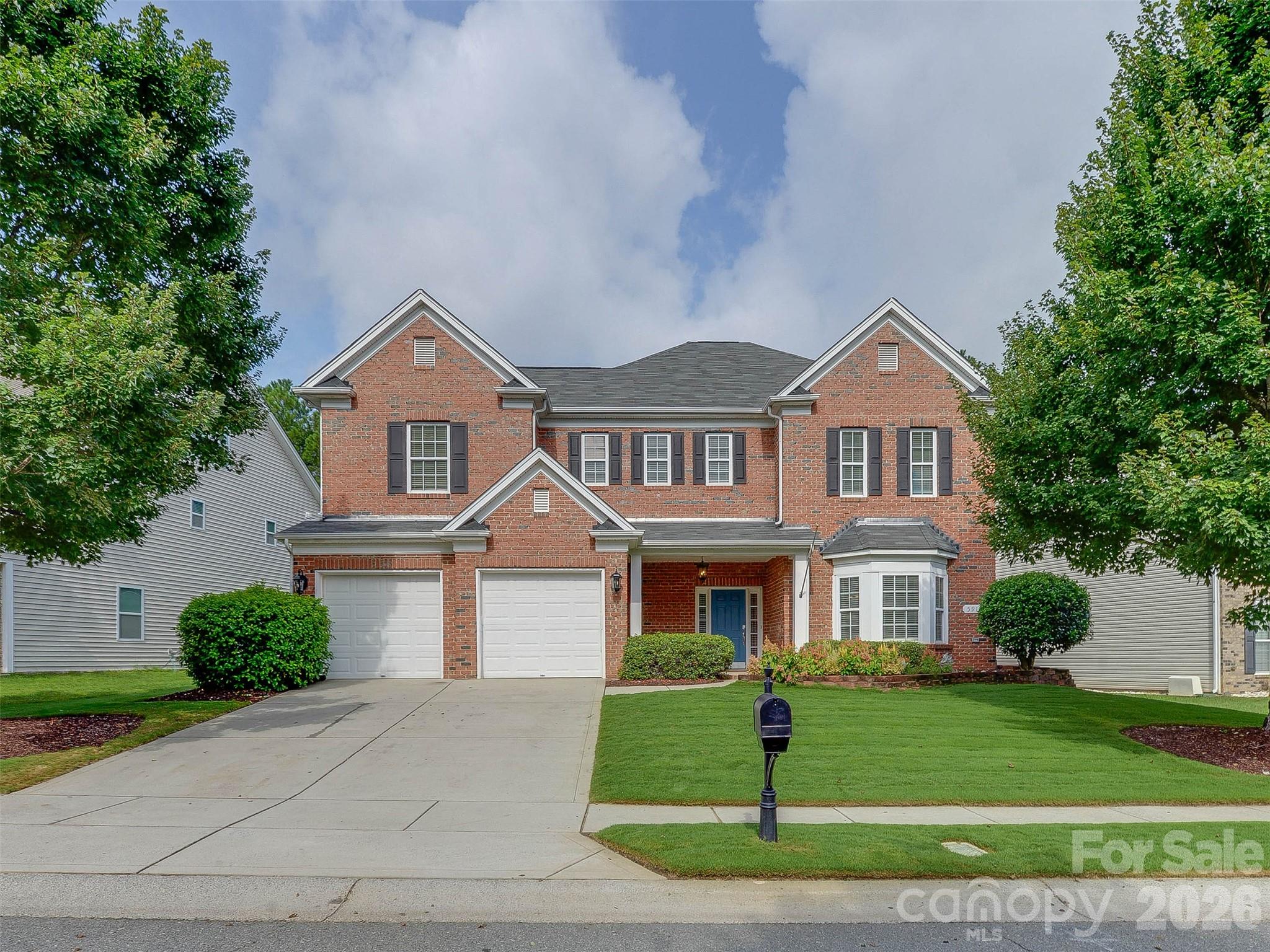 5915 Trailwater Road — Charlotte