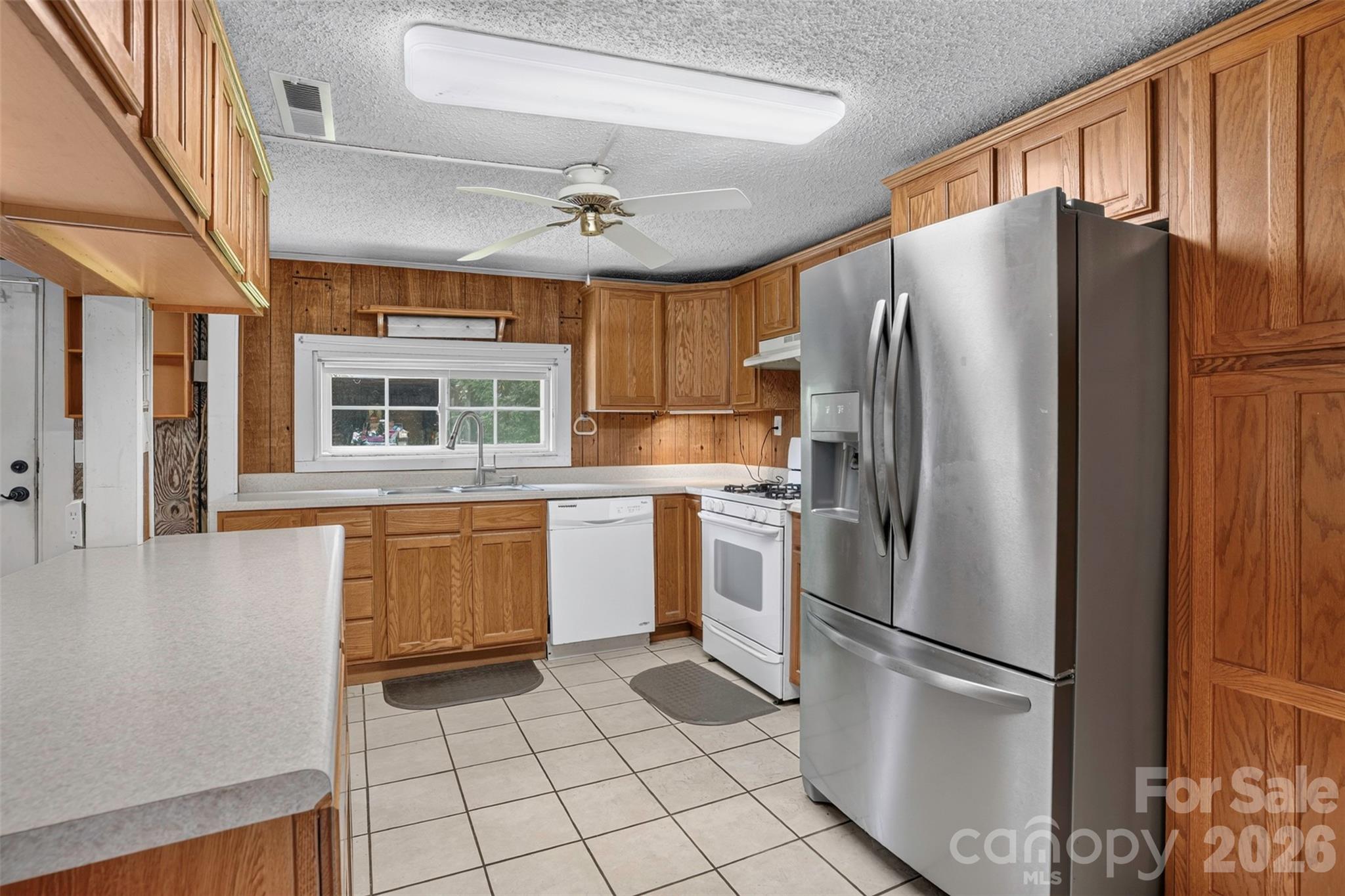 168 Huntley Road — Fletcher