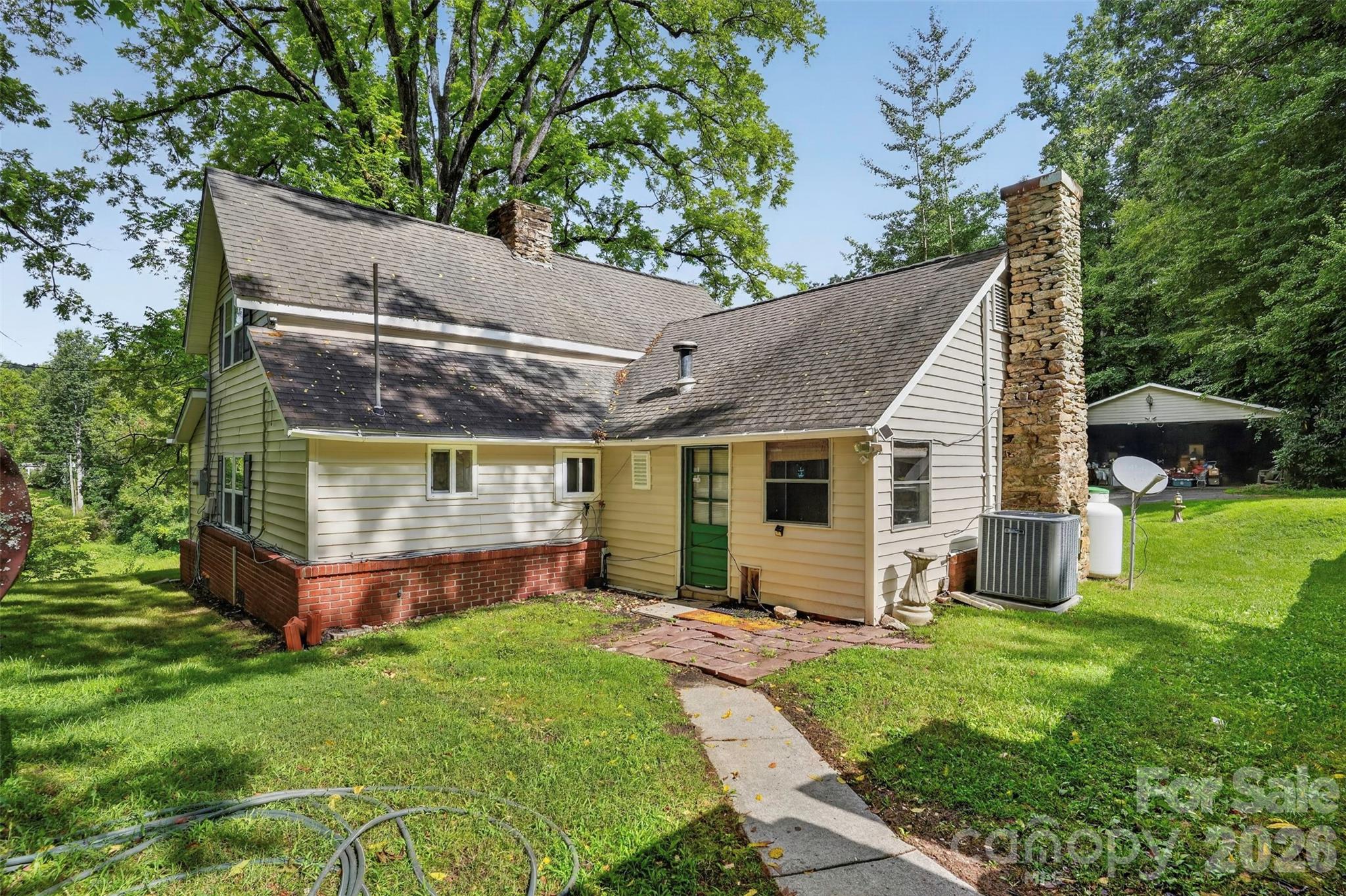 168 Huntley Road — Fletcher