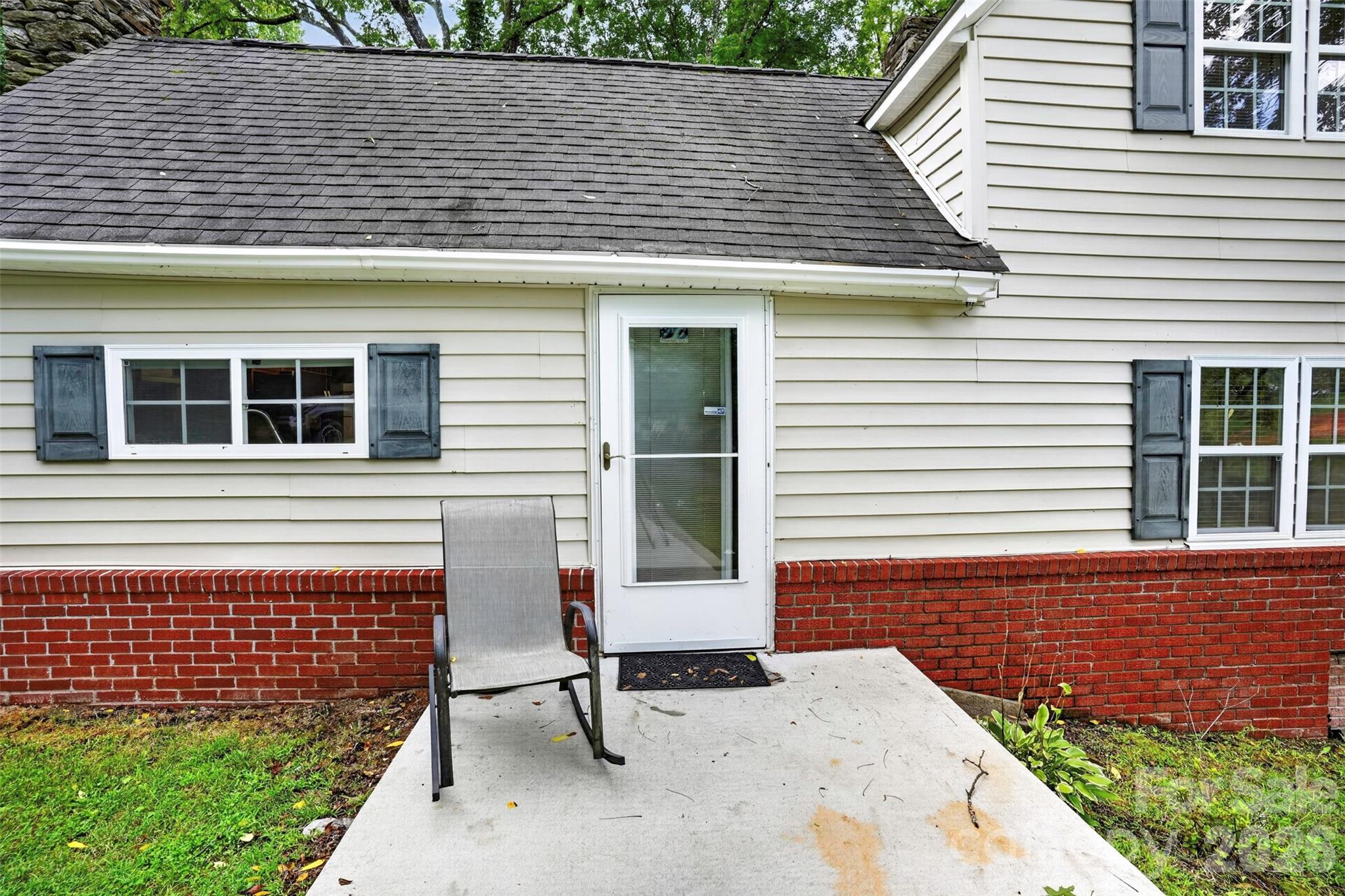 168 Huntley Road — Fletcher