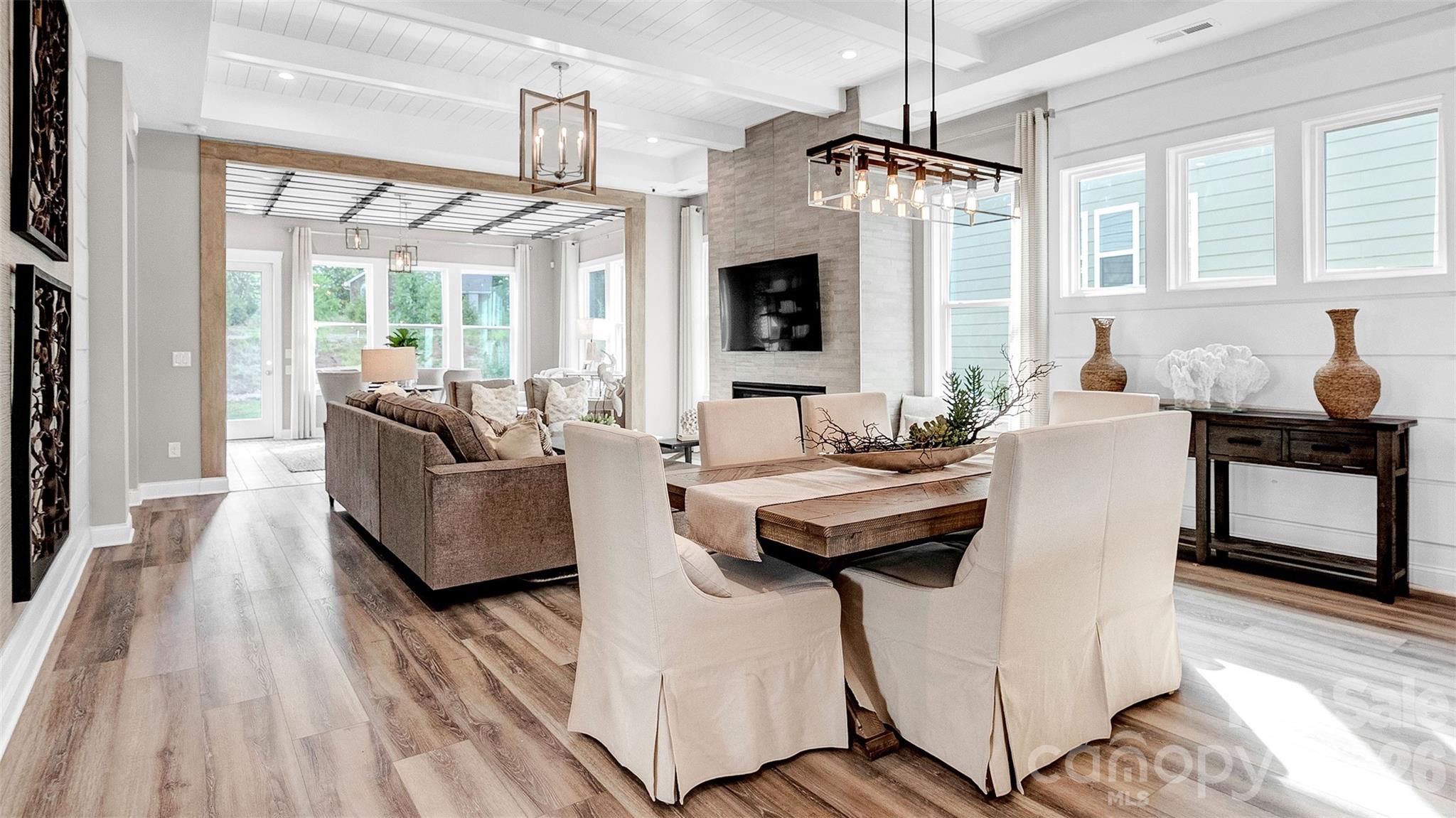 5002 Belle Mont Farm Avenue — Monroe