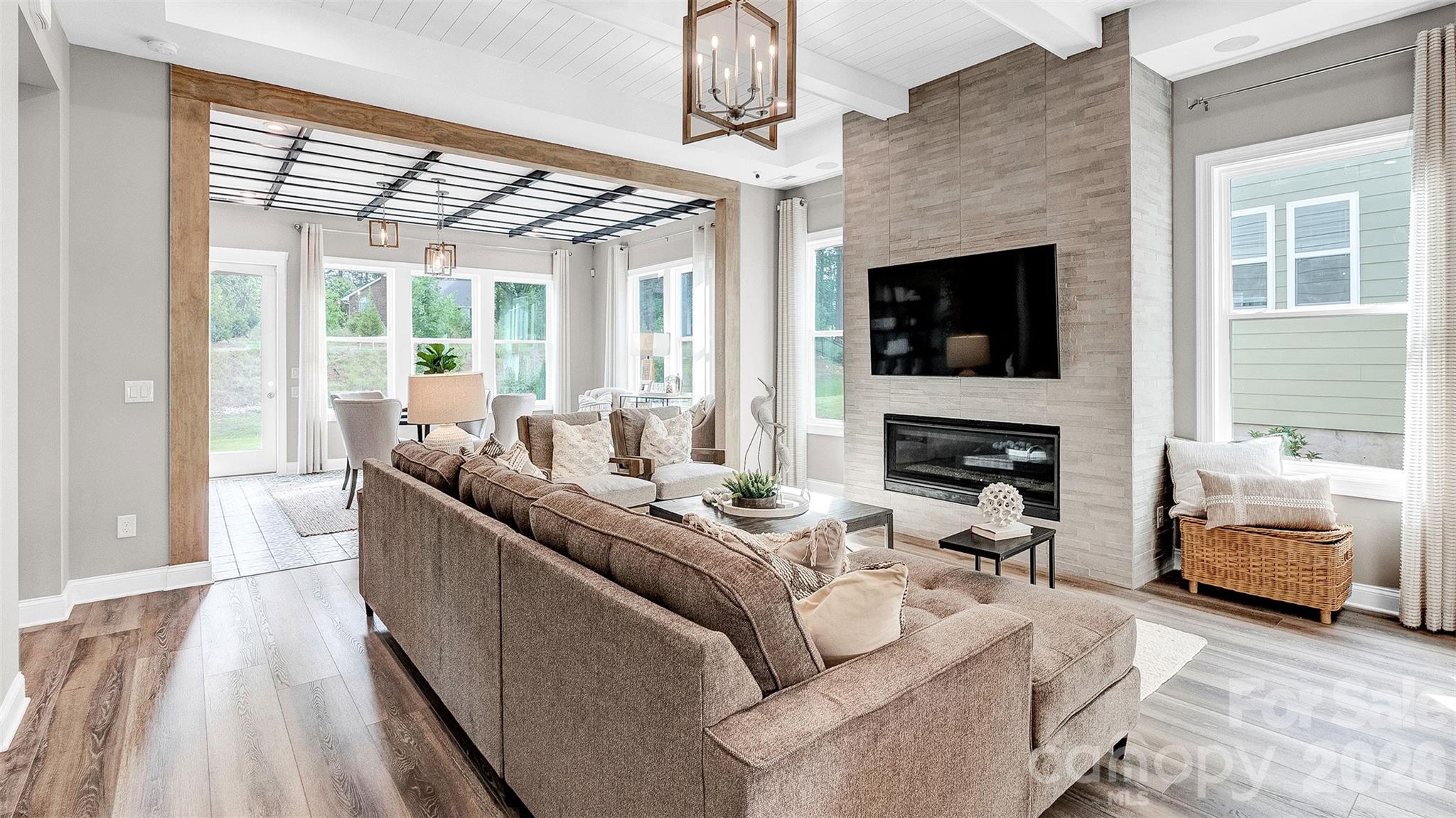 5002 Belle Mont Farm Avenue — Monroe
