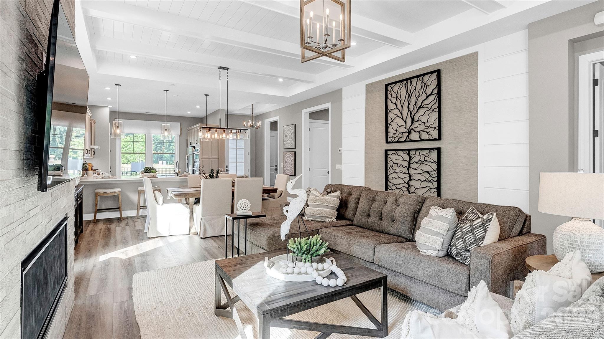 5002 Belle Mont Farm Avenue — Monroe