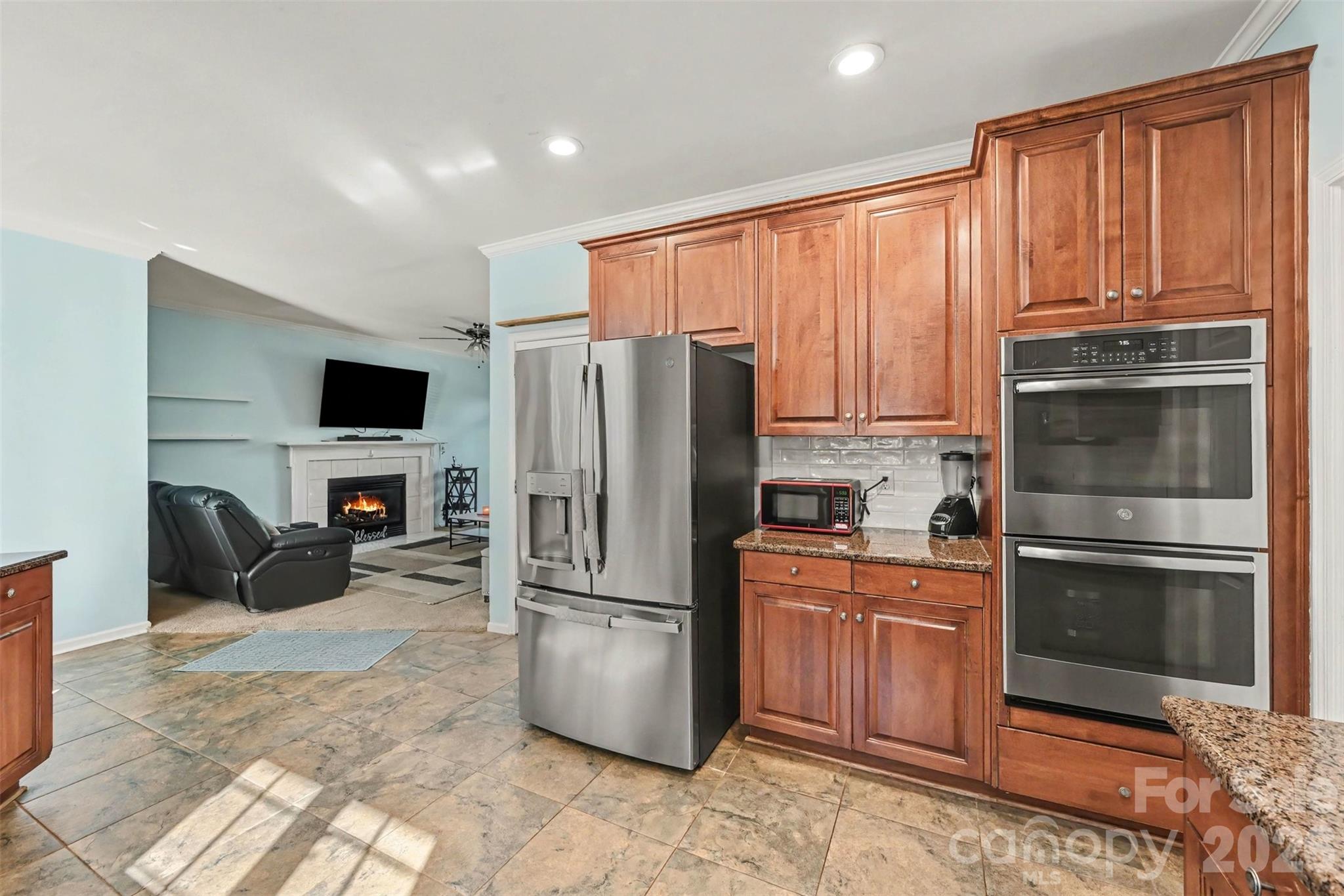 1538 Wickerby Court — Matthews