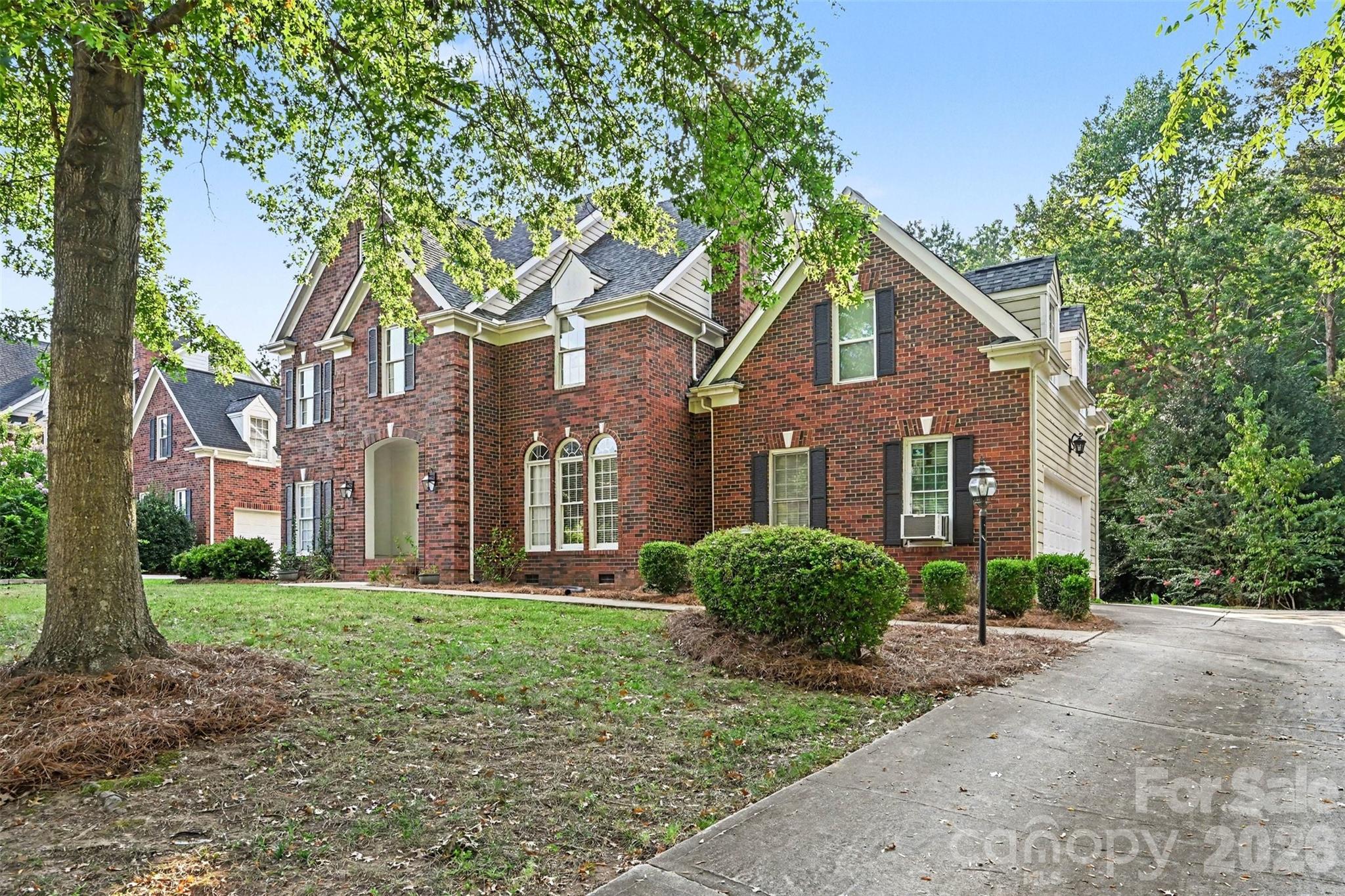 1538 Wickerby Court — Matthews