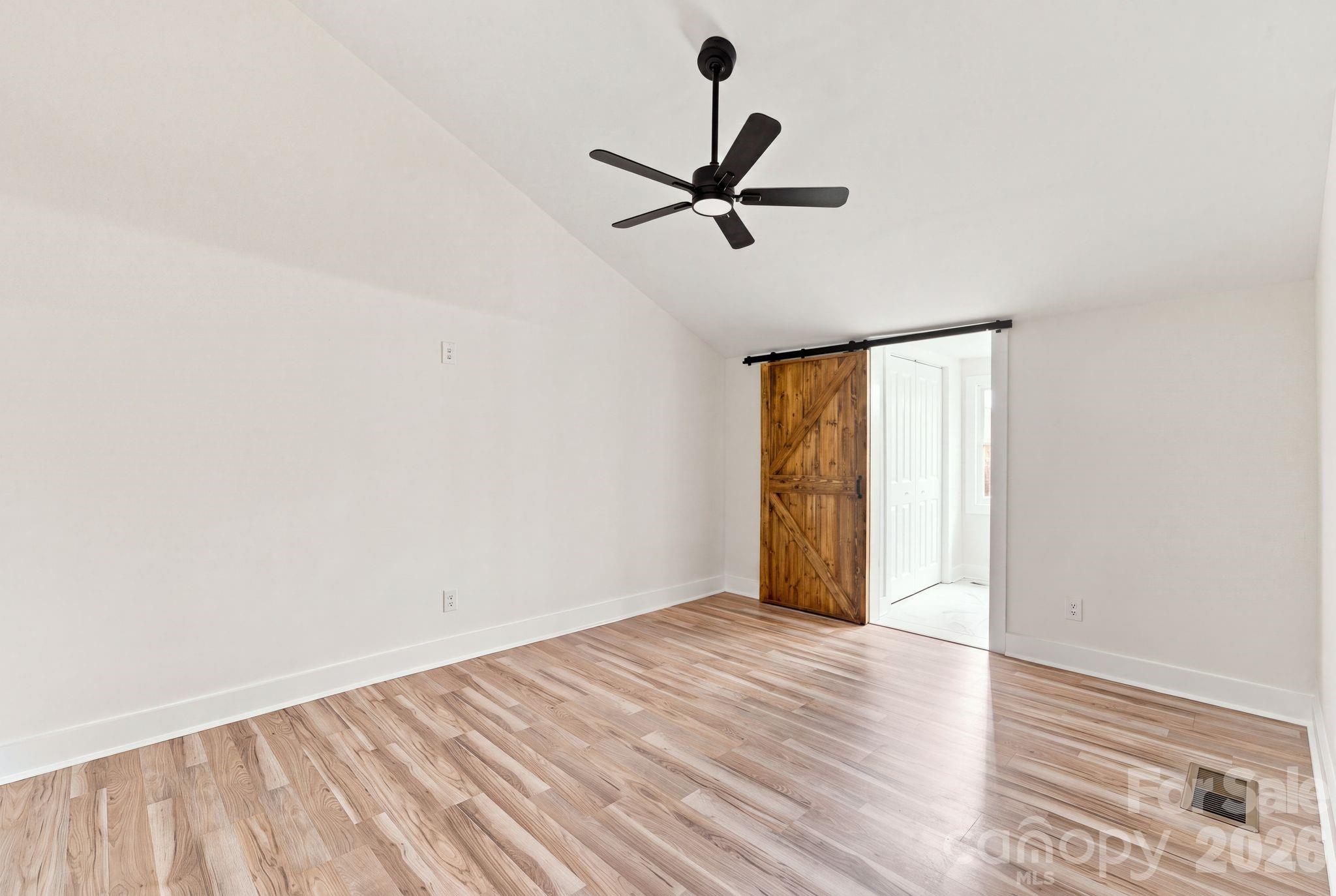 1325 King Road — Salisbury