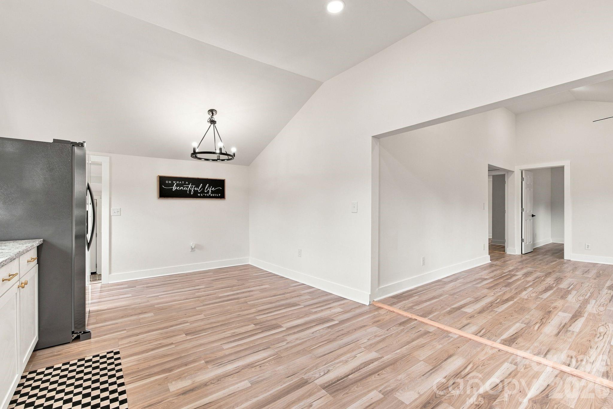 1325 King Road — Salisbury