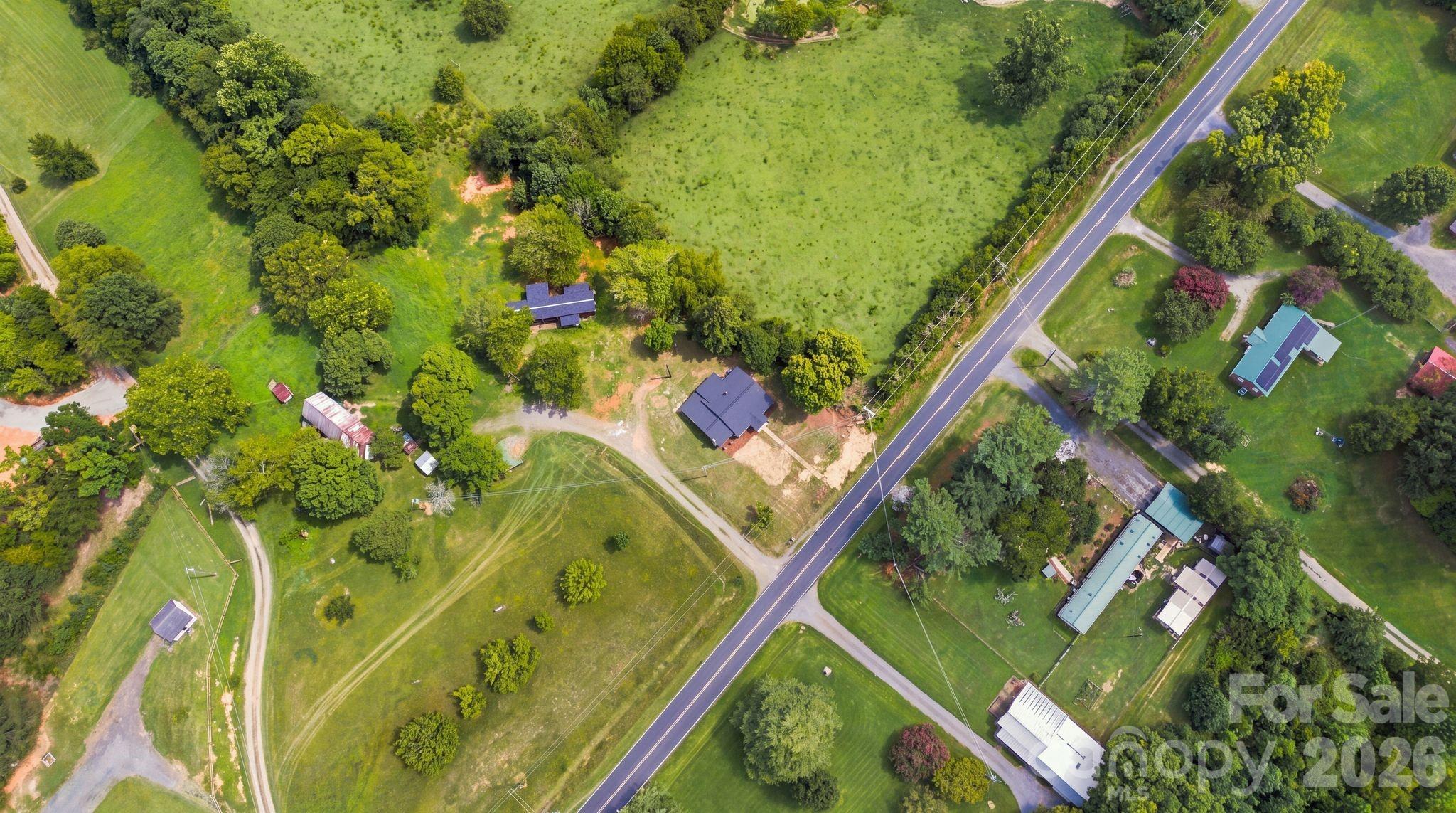 1325 King Road — Salisbury