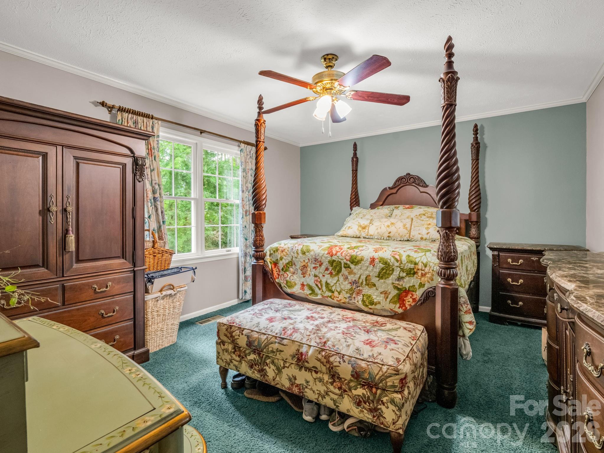213 Raintree Drive — Hendersonville