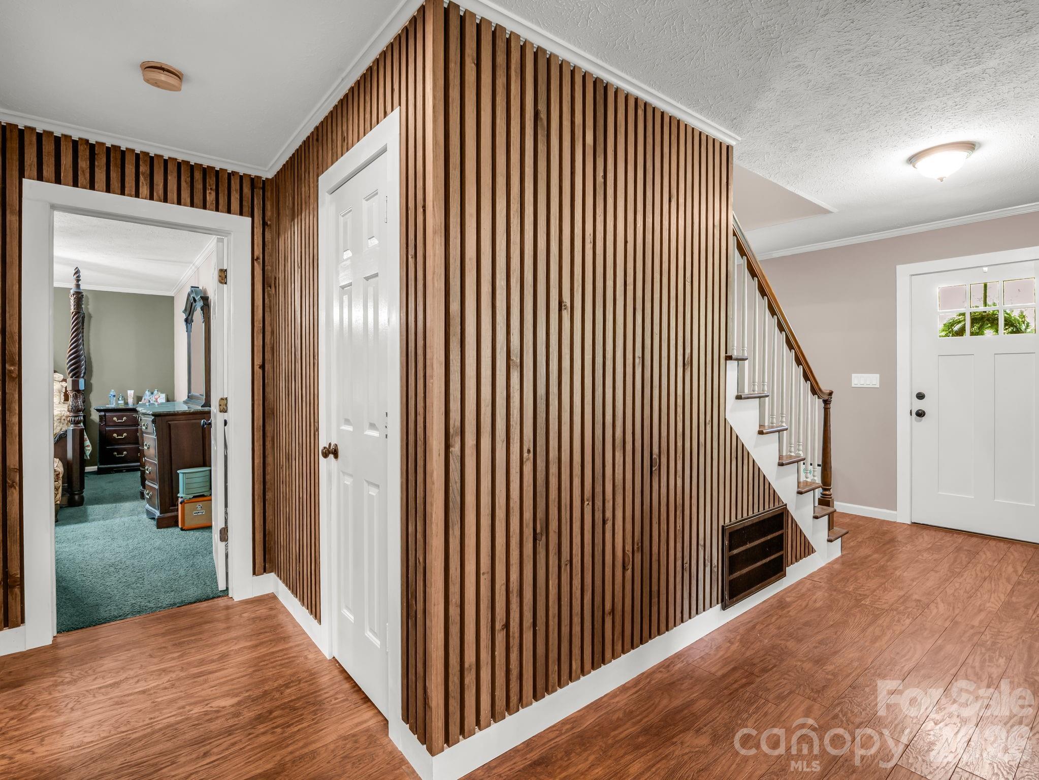 213 Raintree Drive — Hendersonville