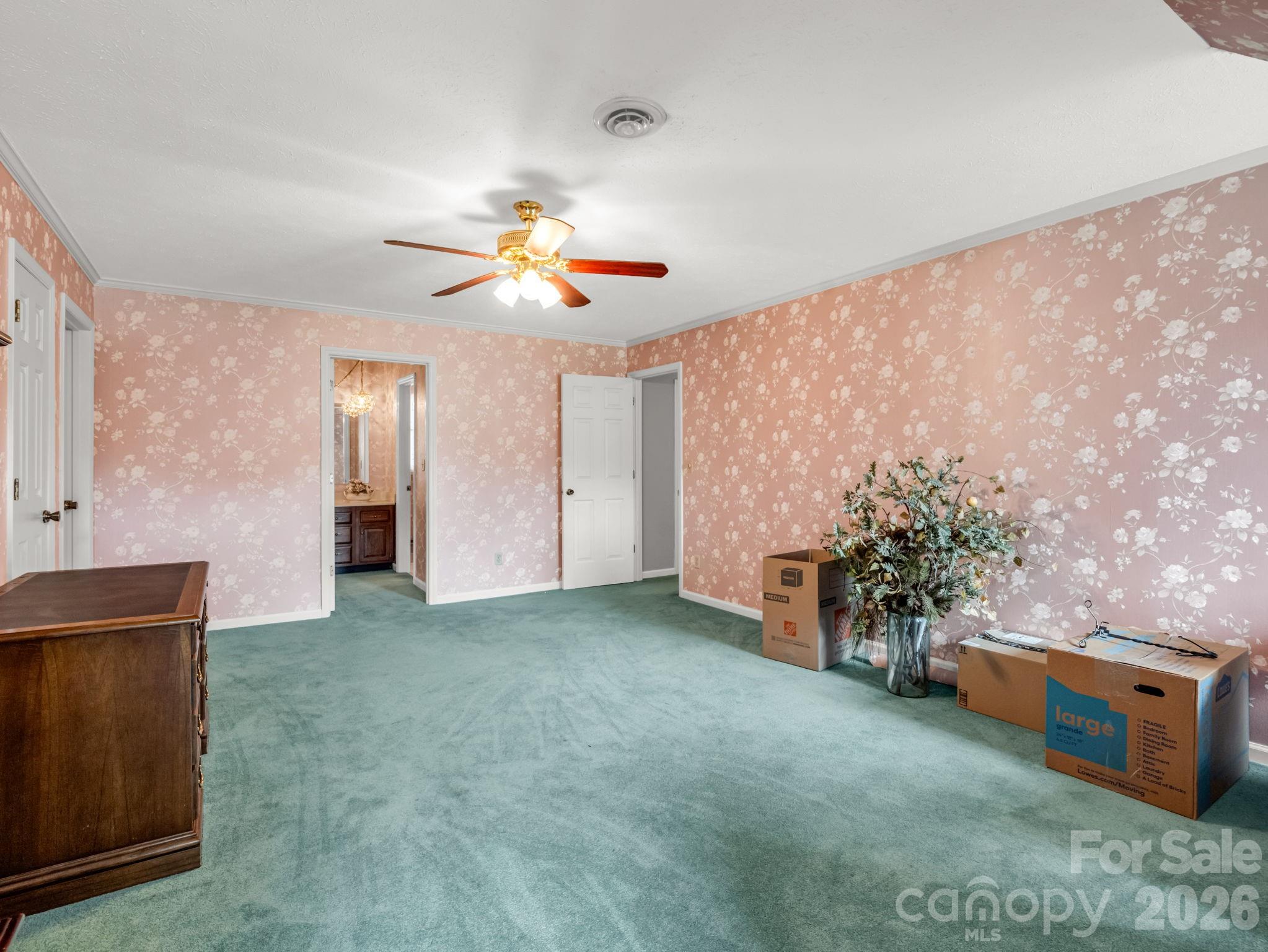 213 Raintree Drive — Hendersonville