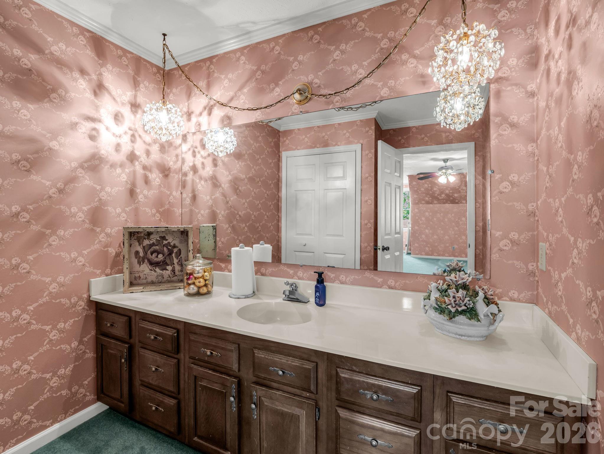 213 Raintree Drive — Hendersonville