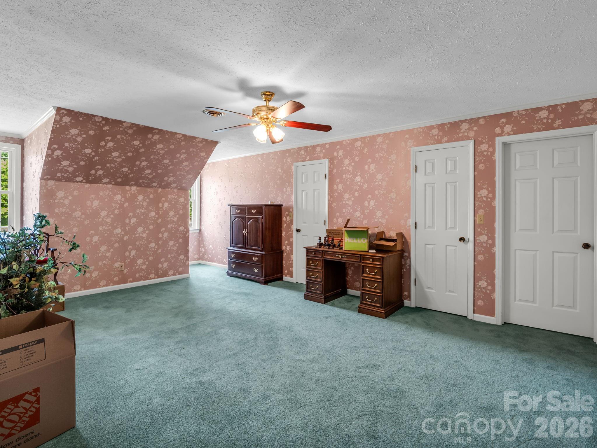 213 Raintree Drive — Hendersonville