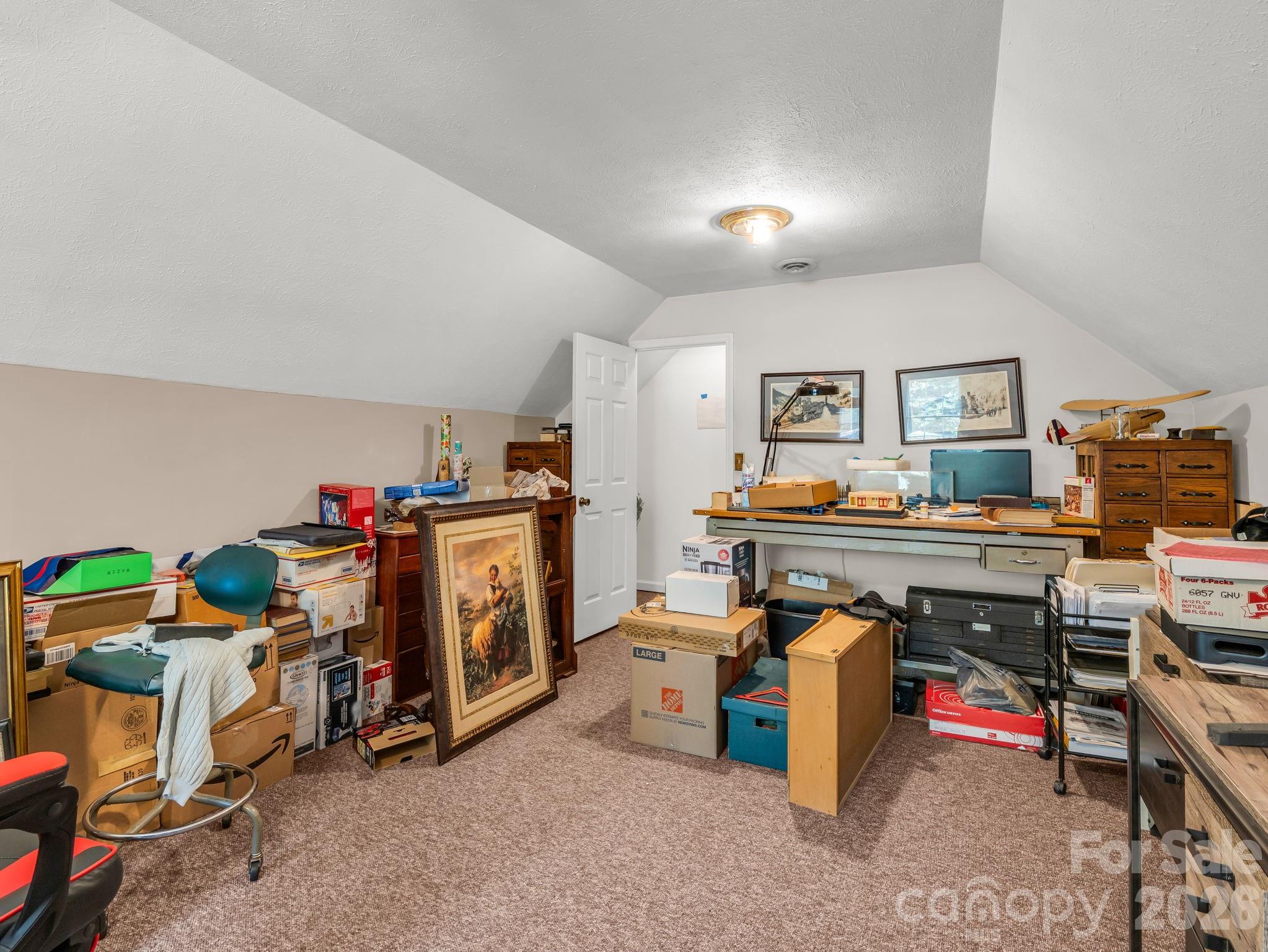 213 Raintree Drive — Hendersonville
